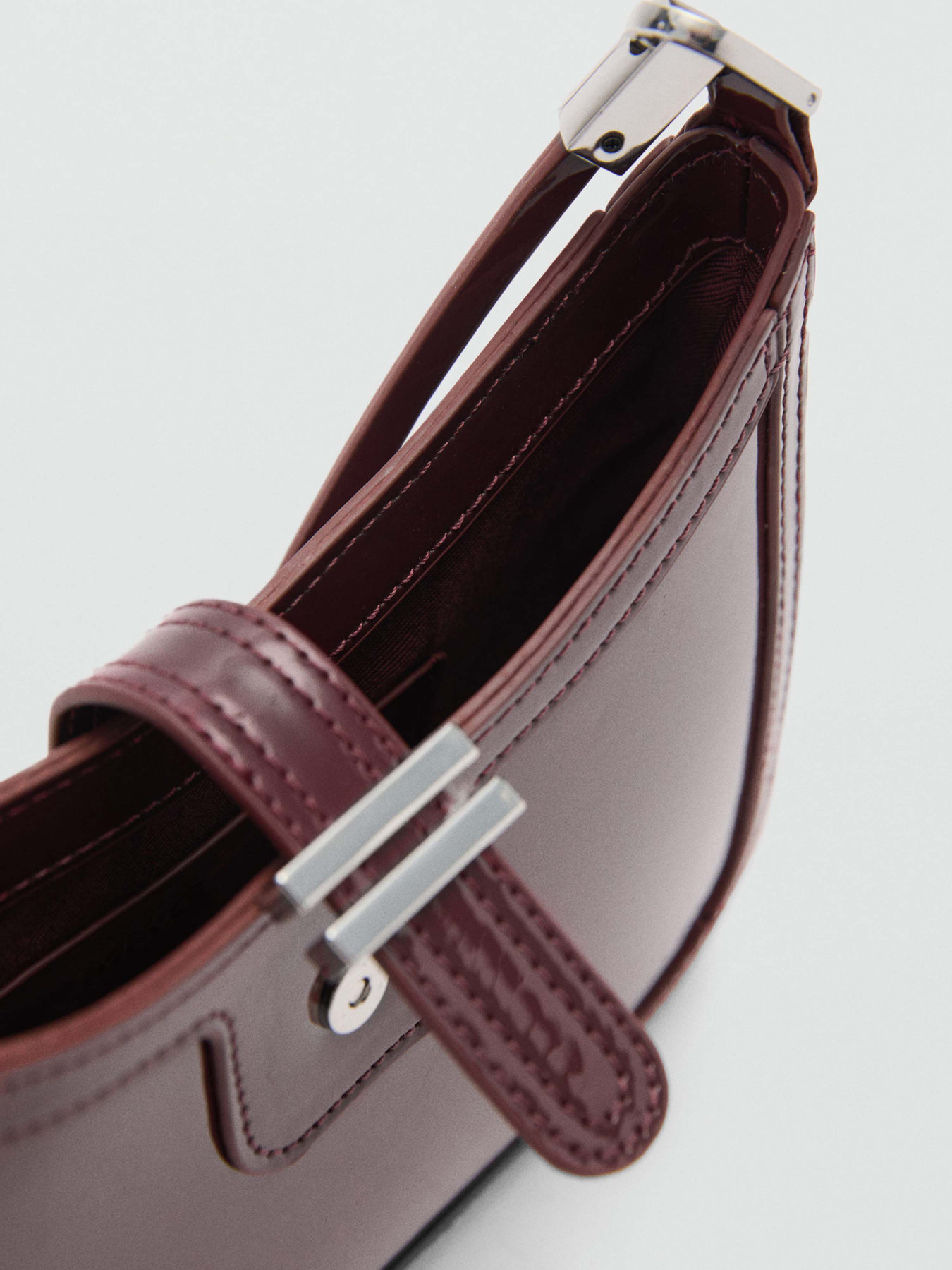 Сумки MANGO Six ty модель 77088278_78 Сумки MANGO Six ty модель 77088278_78 Фото