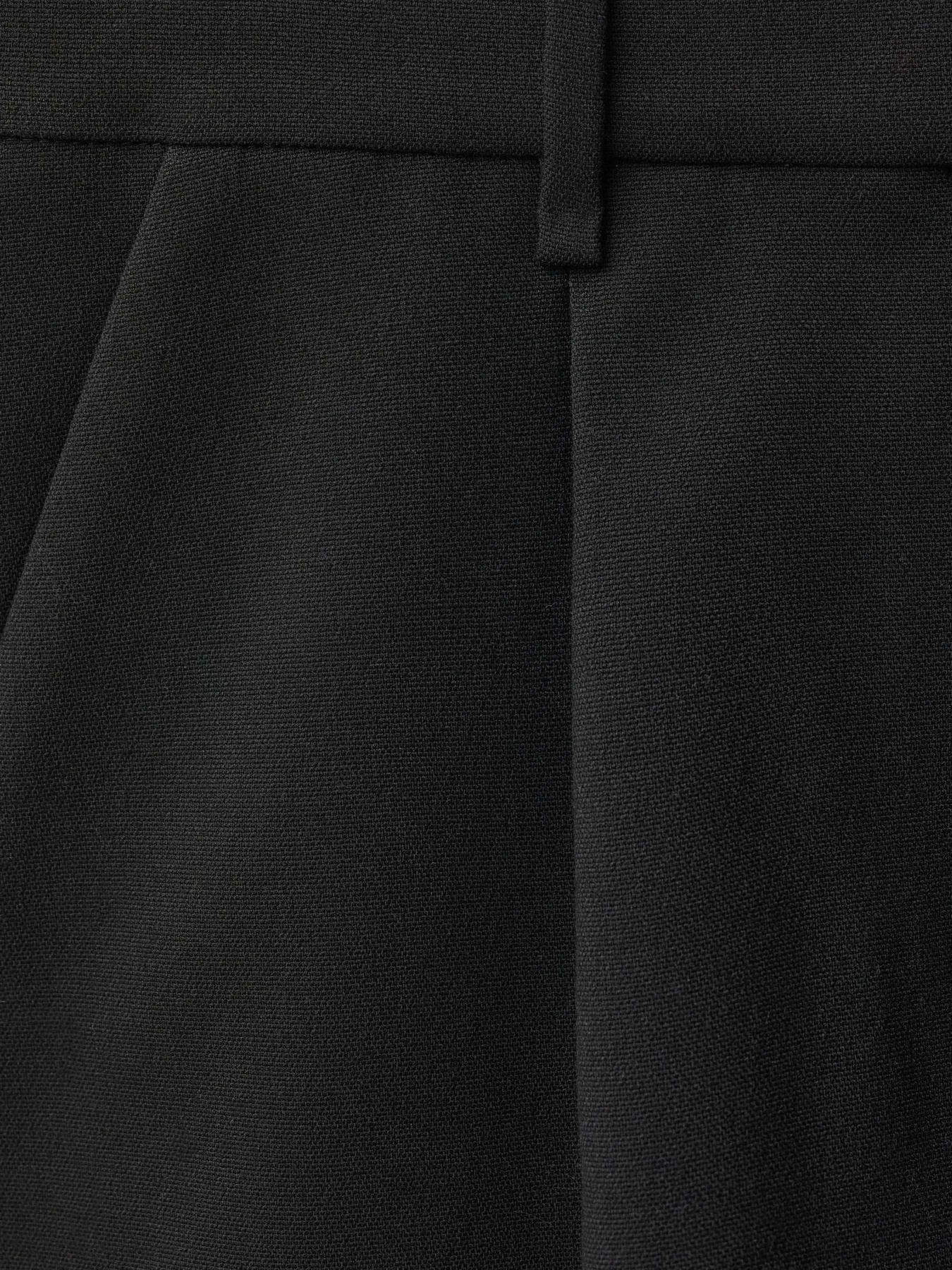 Шорти MANGO модель 87034420_99 Фото
