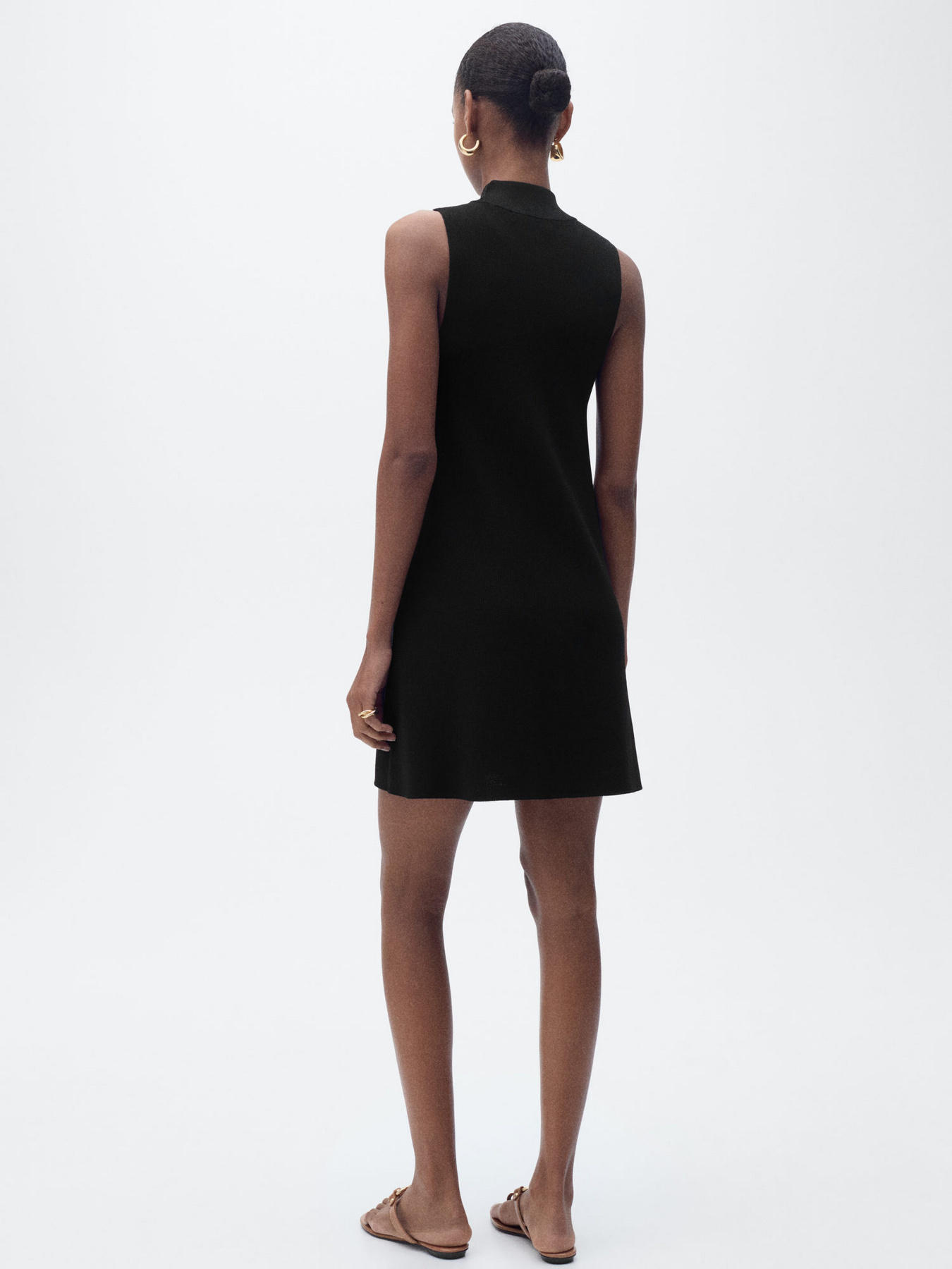 Сукні MANGO SESETE модель 87097184_99 Сукні MANGO SESETE модель 87097184_99 Фото
