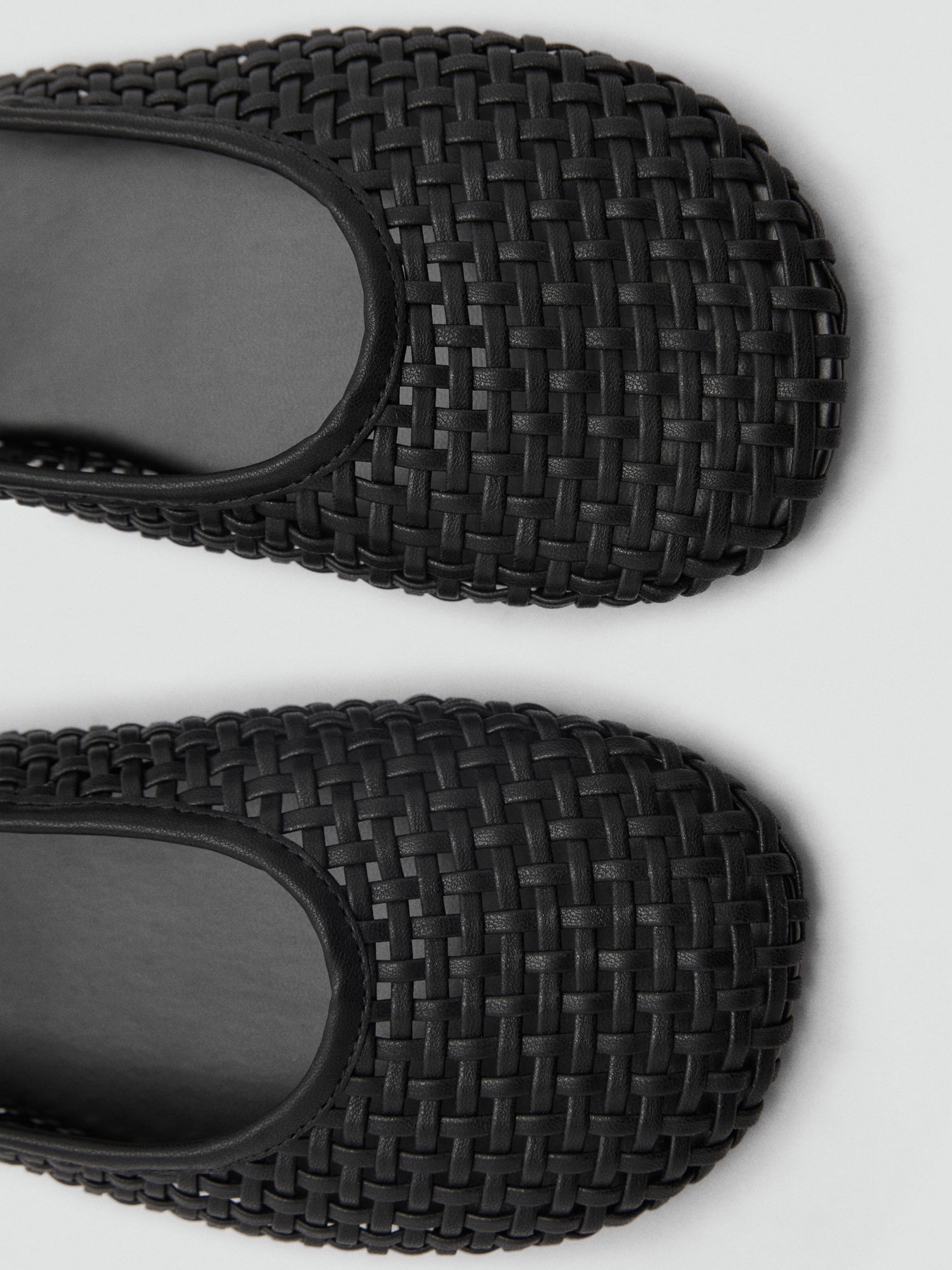 Шльопанці MANGO CHARLOTE модель 87097170_99 Шльопанці MANGO CHARLOTE модель 87097170_99 Фото