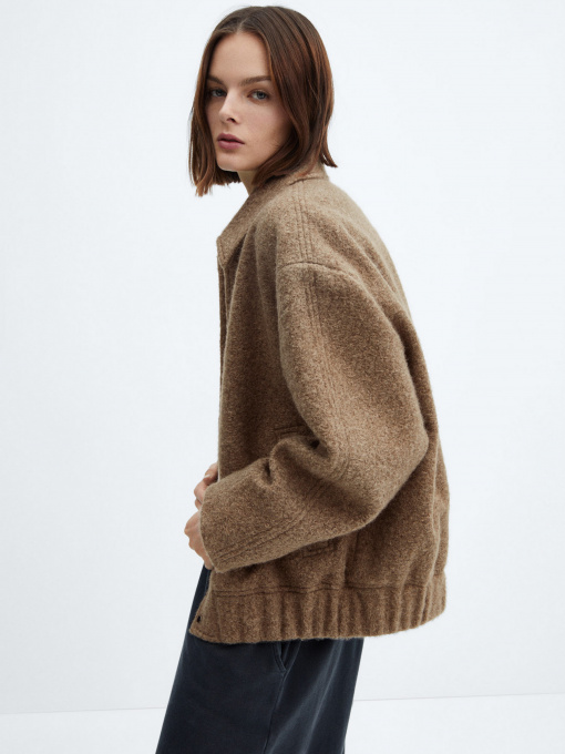 Куртки и дубленки MANGO Pop модель 67043263_37 Фото