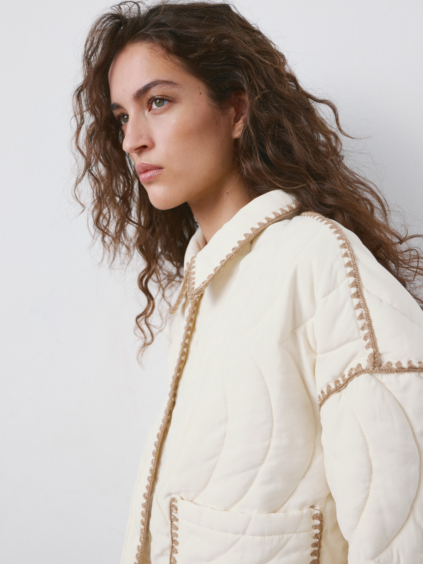 Куртки та дублянки MANGO ZIGZAG модель 27066713_5 Фото