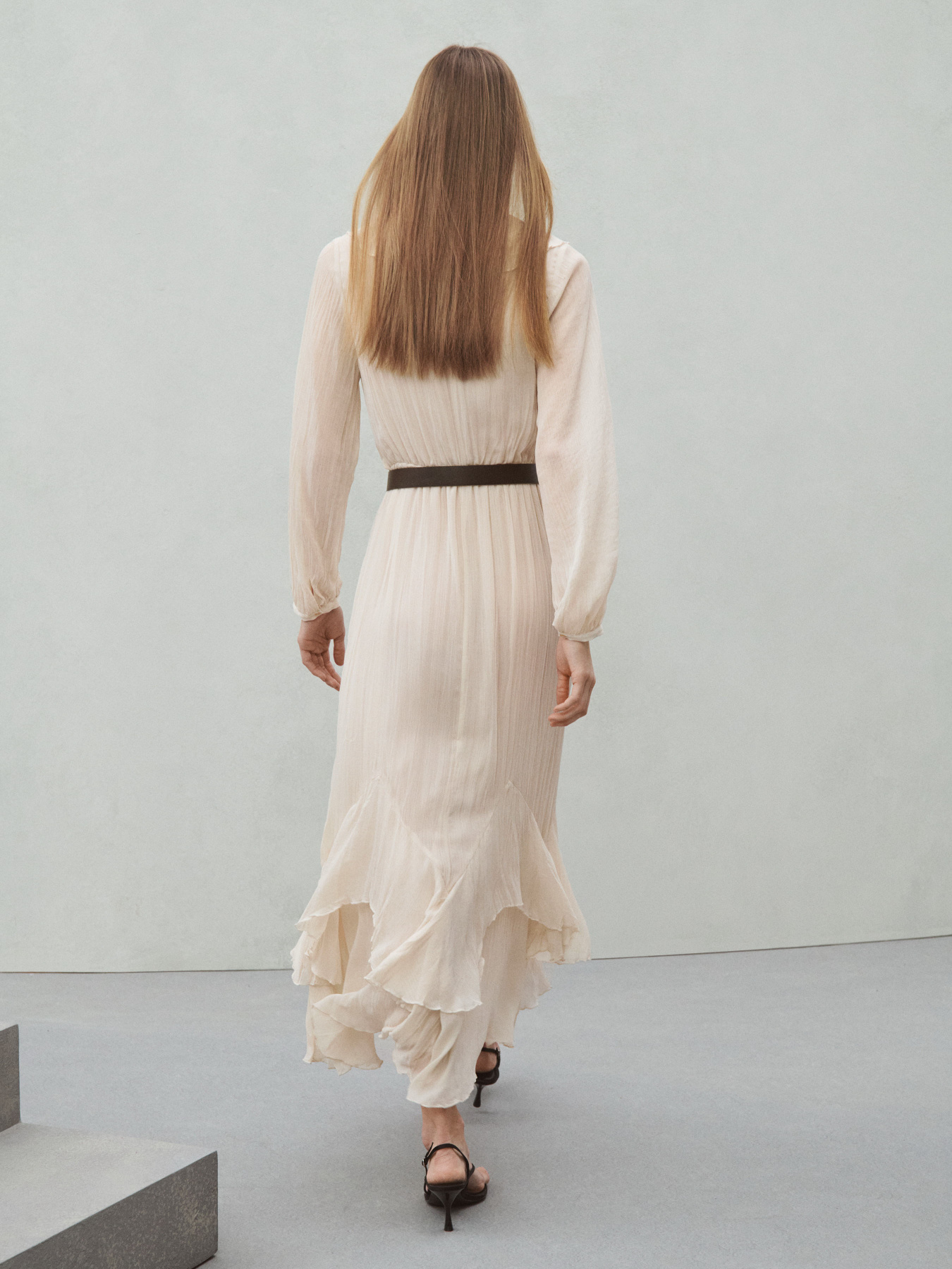 Сукні MANGO SOPHIE модель 27014107_3 Сукні MANGO SOPHIE модель 27014107_3 Фото