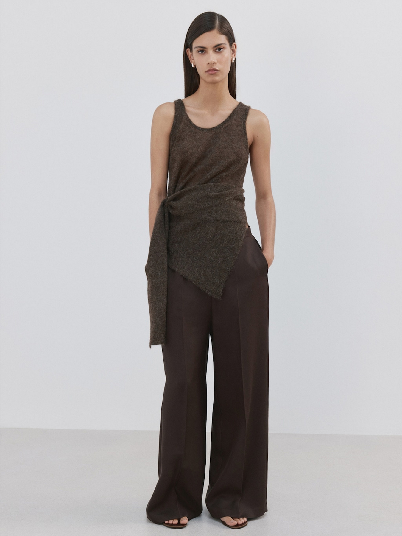 Штани MANGO FLUID модель 27065964_32 Штани MANGO FLUID модель 27065964_32 Фото
