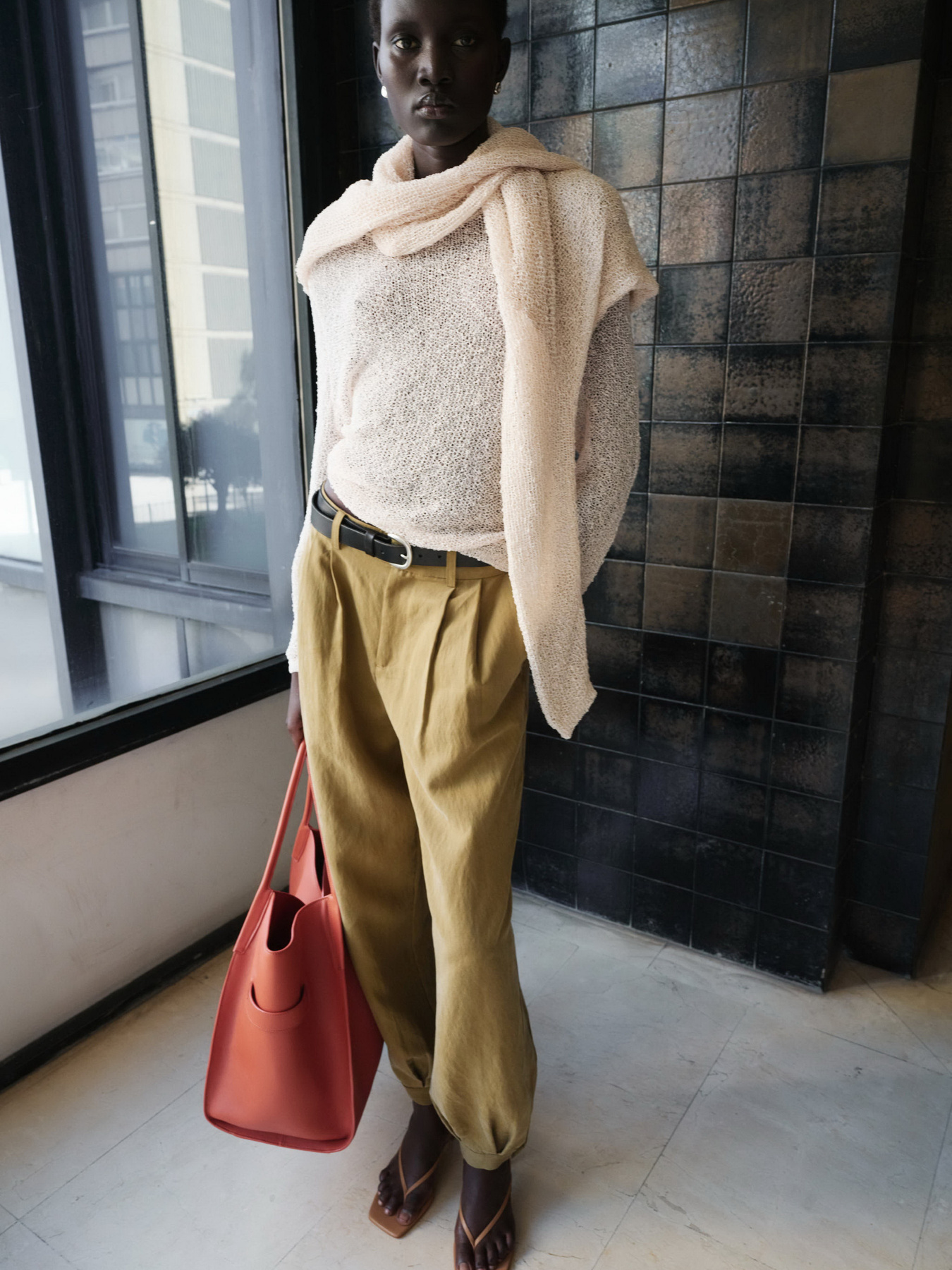 Брюки MANGO BALO модель 27055968_37 Брюки MANGO BALO модель 27055968_37 Фото