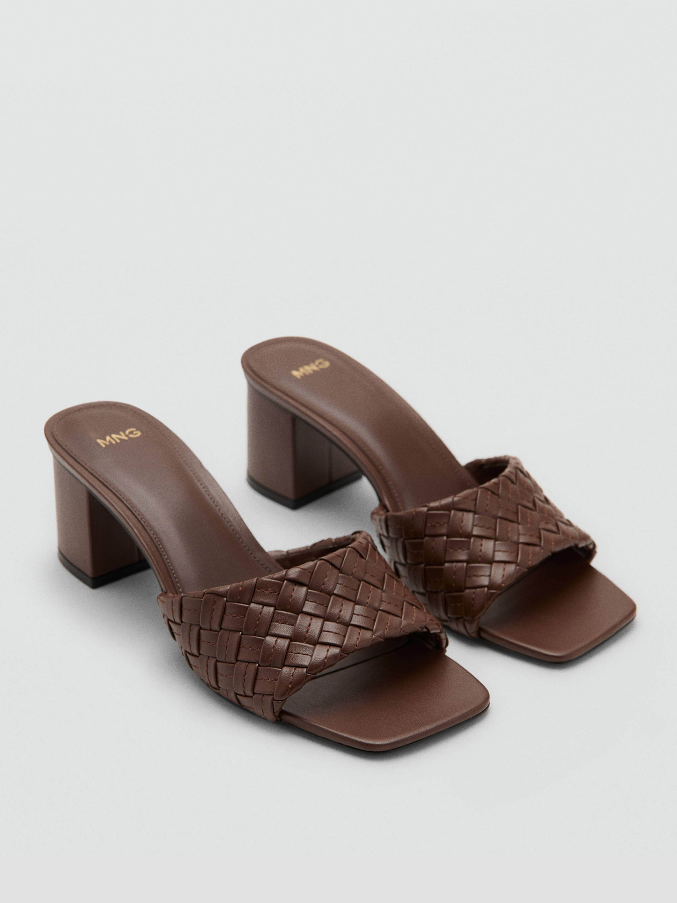 Шльопанці MANGO модель 37001373_32 Шльопанці MANGO модель 37001373_32 Фото
