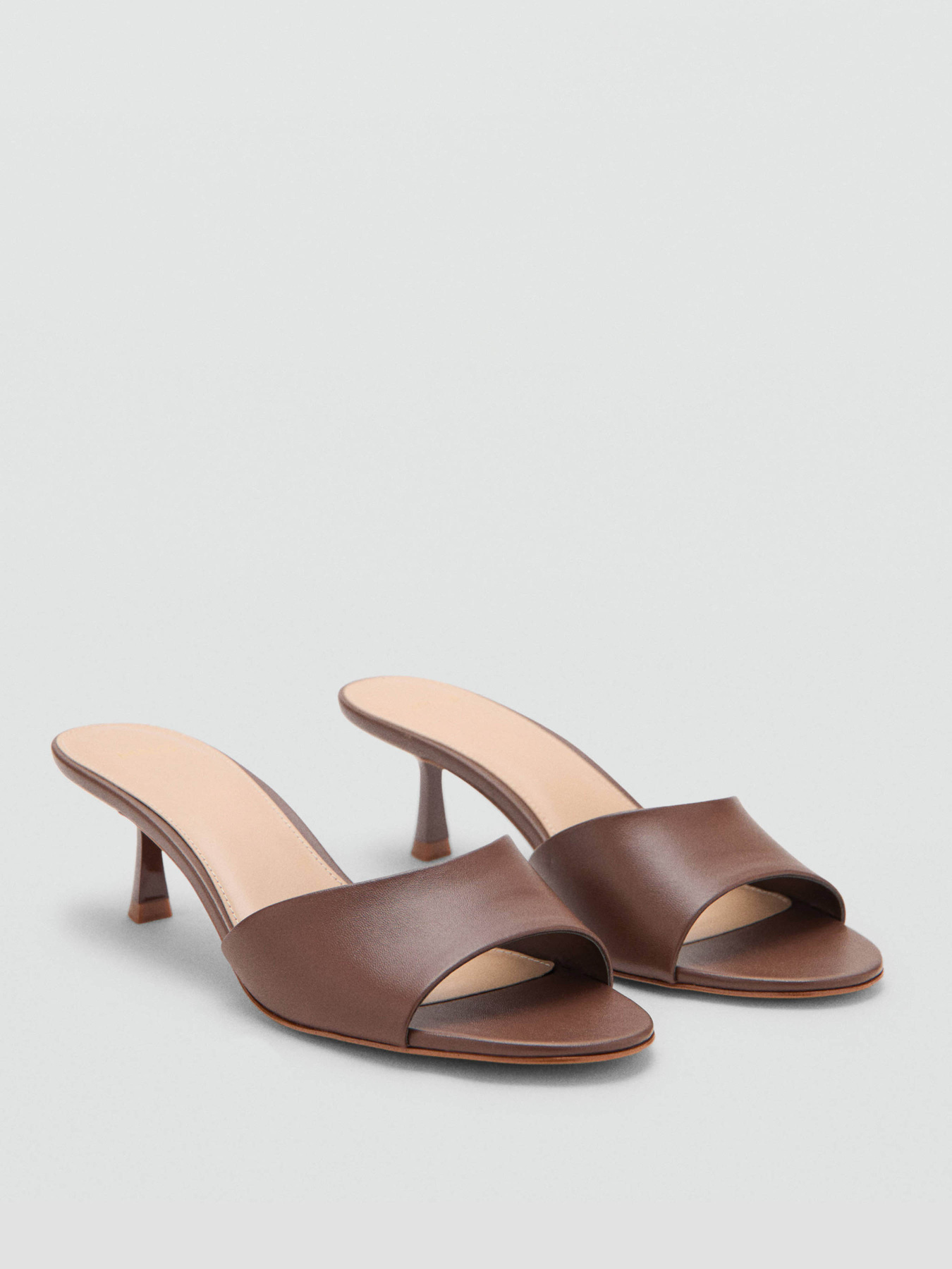 Шльопанці MANGO модель 37021334_32 Шльопанці MANGO модель 37021334_32 Фото