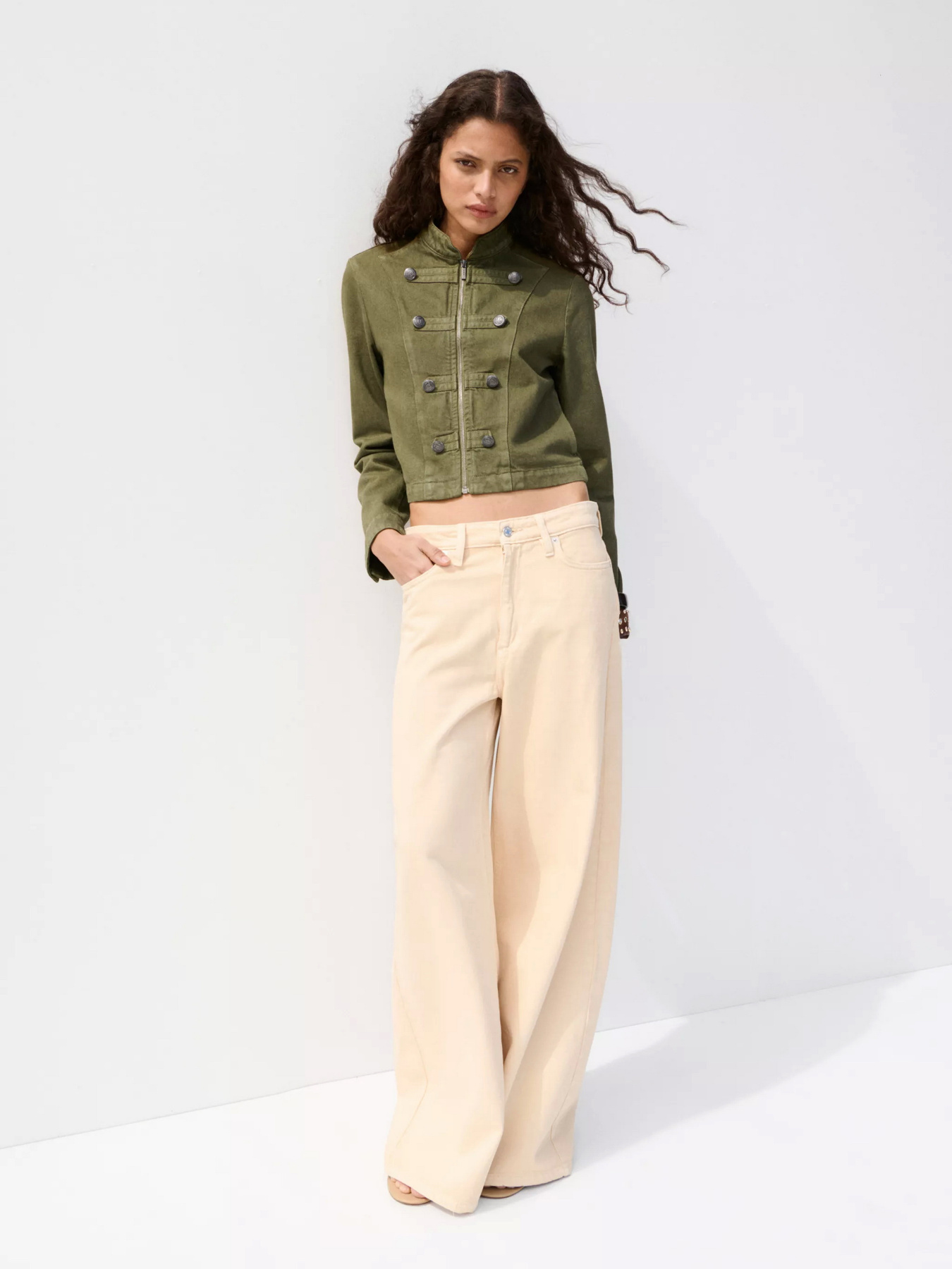 Куртки та дублянки MANGO NAM модель 27077942_37 Фото