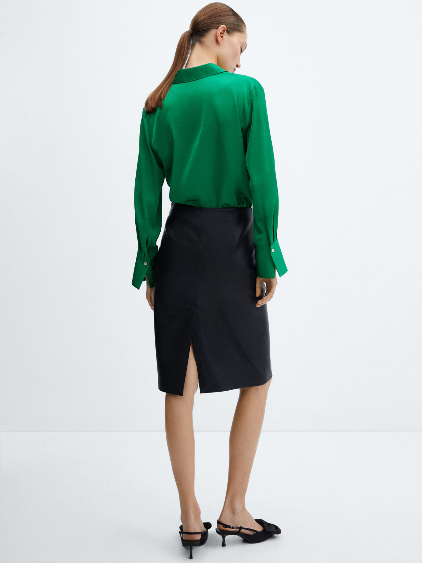 Сорочки MANGO Ideale модель 67034044_43 Сорочки MANGO Ideale модель 67034044_43 Фото