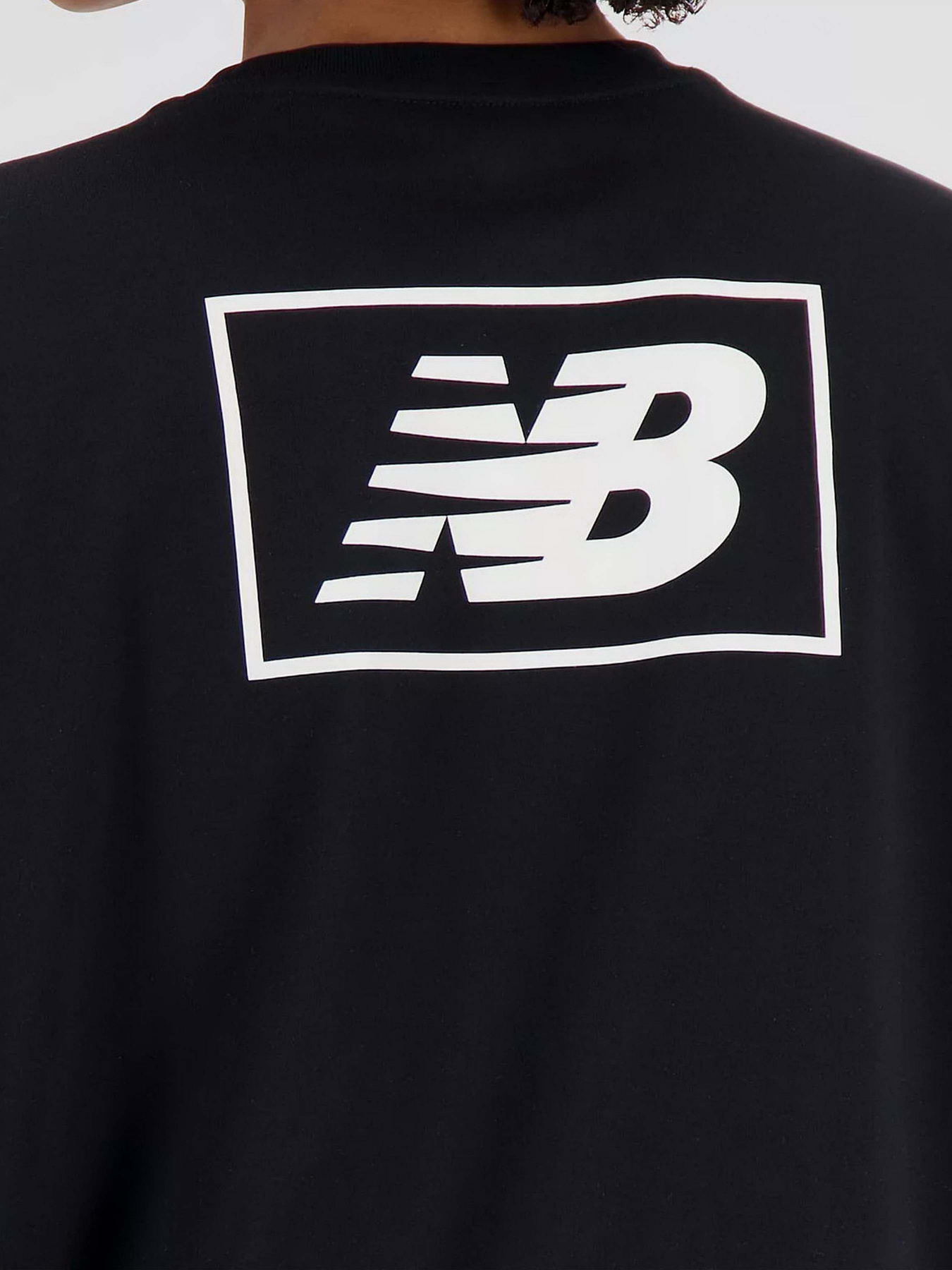 Футболки и поло New Balance Essentials Graphic модель WT33525BK Футболки и поло New Balance Essentials Graphic модель WT33525BK Фото
