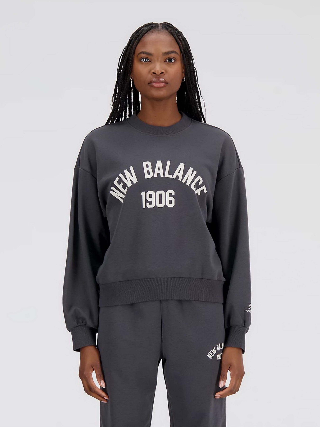 Худі та світшоти New Balance Essentials Varsity модель WT33553ACK Худі та світшоти New Balance Essentials Varsity модель WT33553ACK Фото