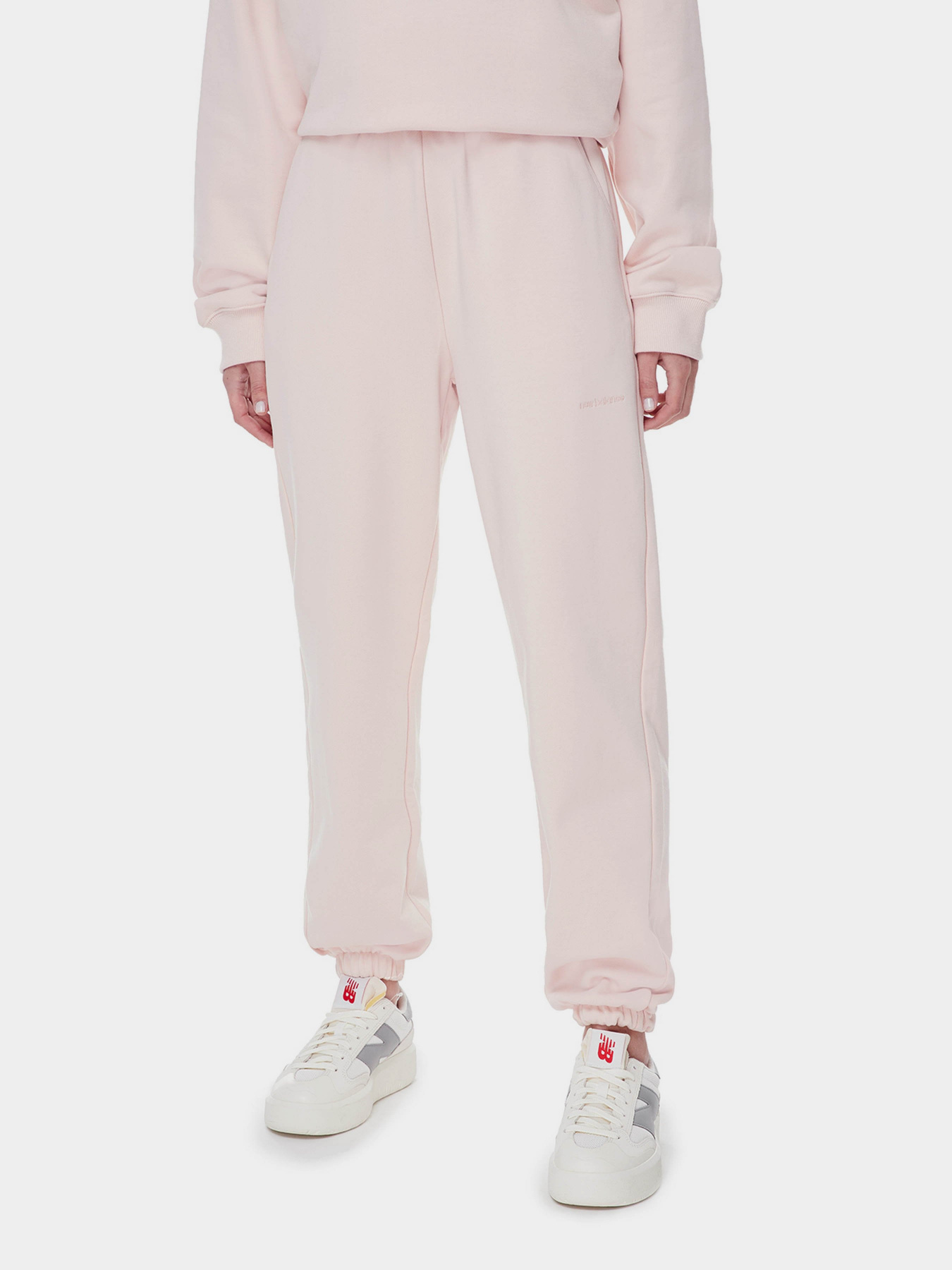 Брюки New Balance Athletics Linear модель WP33552OUK Брюки New Balance Athletics Linear модель WP33552OUK Фото