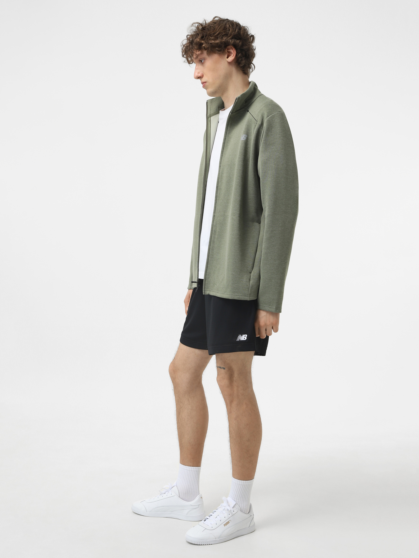 Худі та світшоти New Balance TECH KNIT модель MJ41178DEK Худі та світшоти New Balance TECH KNIT модель MJ41178DEK Фото