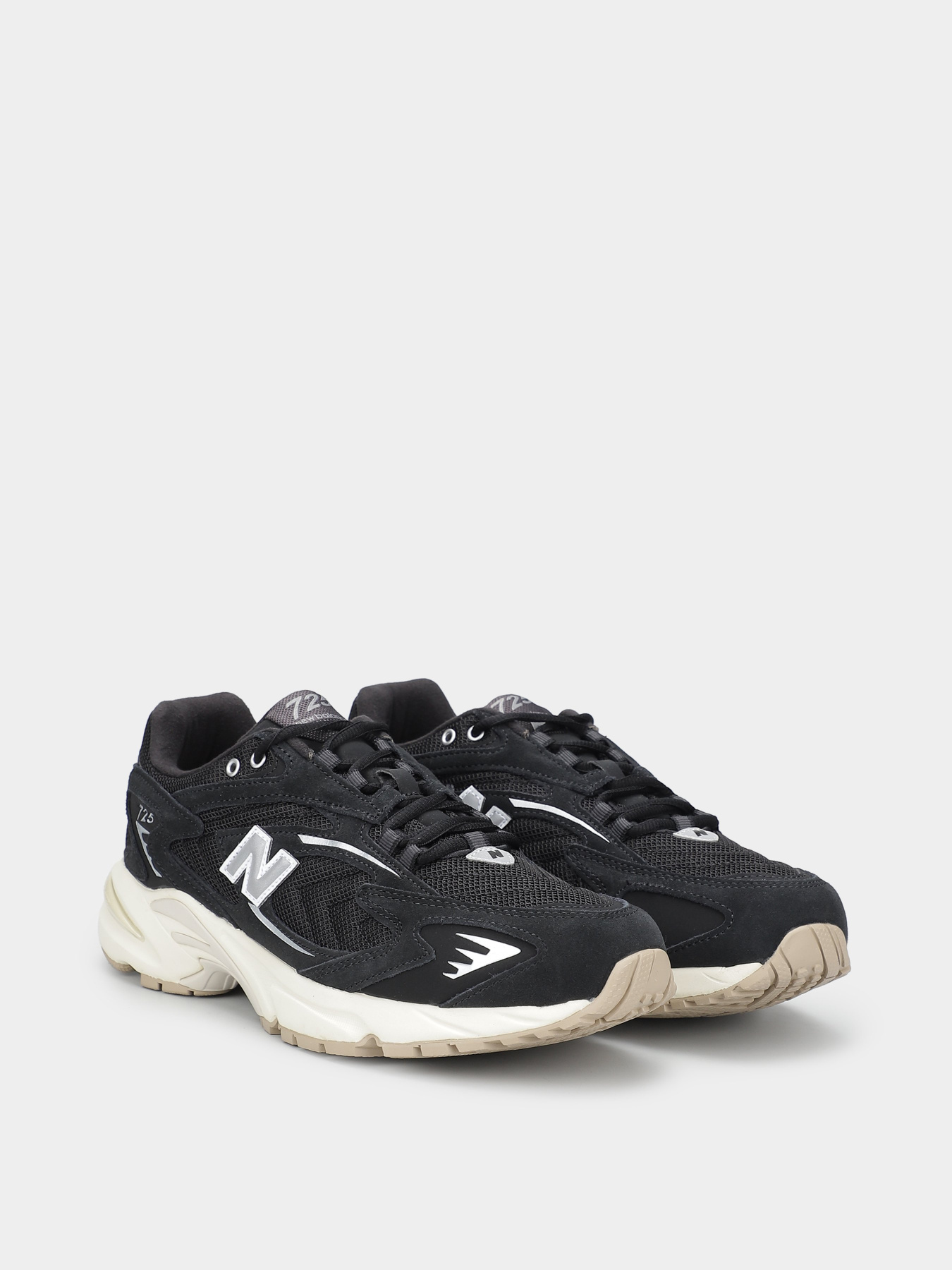 Кросівки New Balance 725 модель ML725BB Кросівки New Balance 725 модель ML725BB Фото