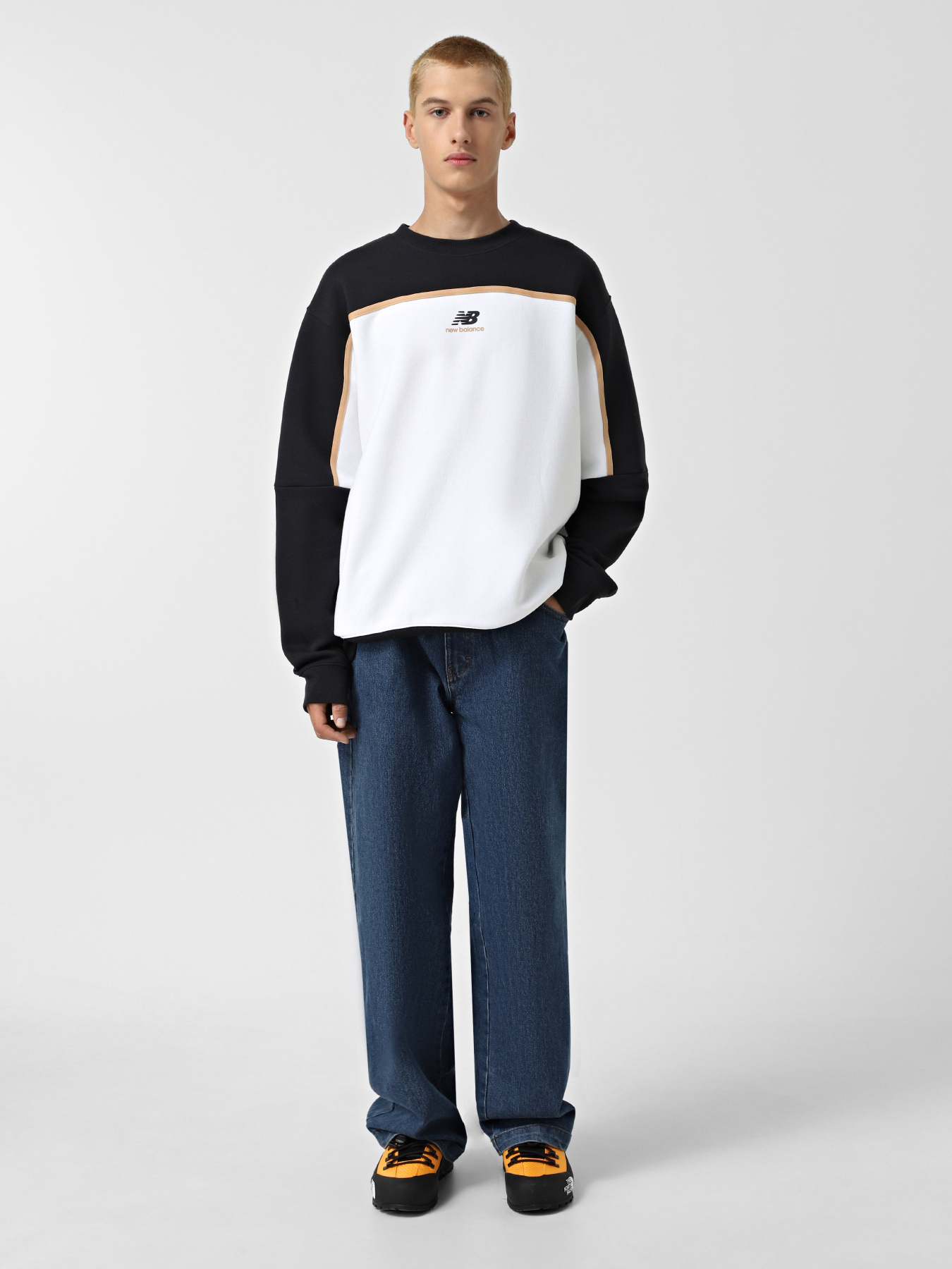 Худі та світшоти New Balance CLASSICS FLEECE модель MT43525BK Худі та світшоти New Balance CLASSICS FLEECE модель MT43525BK Фото