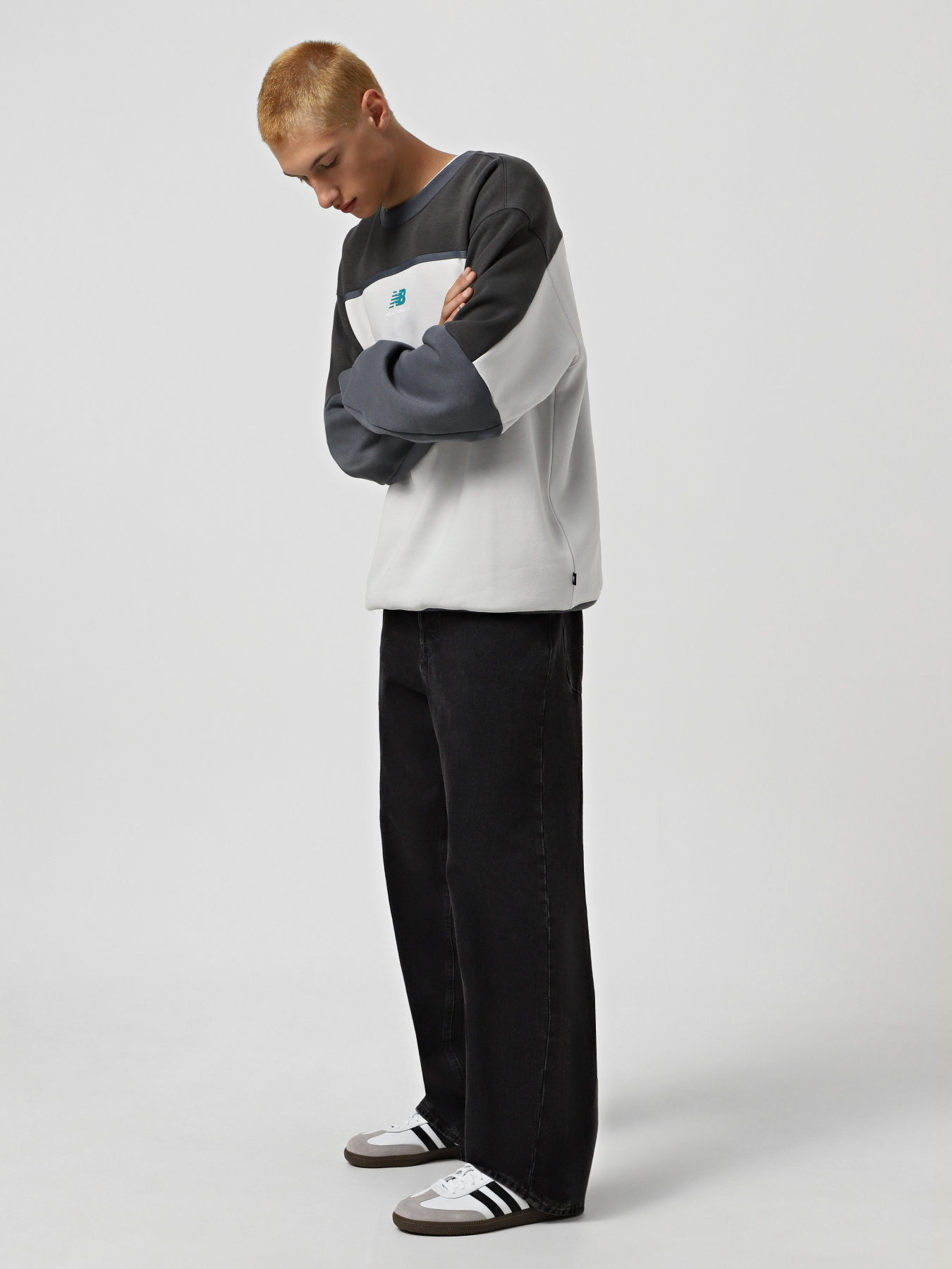 Худі та світшоти New Balance CLASSICS FLEECE модель MT43525GT Худі та світшоти New Balance CLASSICS FLEECE модель MT43525GT Фото