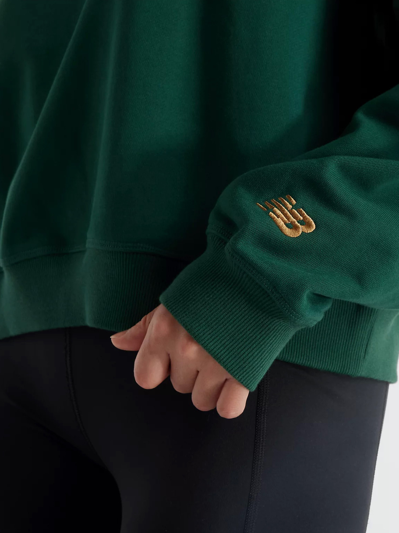 Худі та світшоти New Balance ATHLETICS FRENCH TERRY CREST C модель WT43553NWG Худі та світшоти New Balance ATHLETICS FRENCH TERRY CREST C модель WT43553NWG Фото
