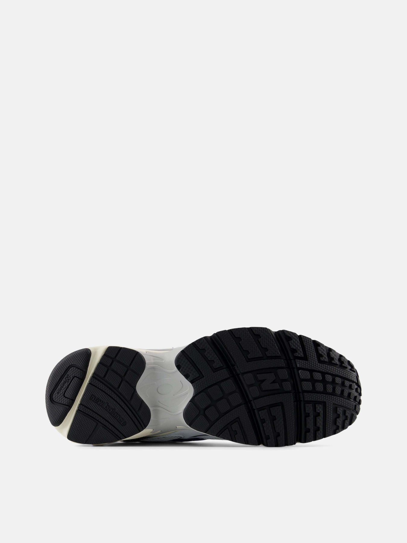 Кросівки New Balance 725 модель ML725CI Фото