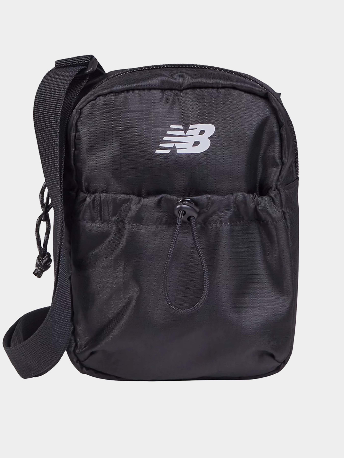 Сумки New Balance ESSENTIALS 20L модель LAB51901BK Сумки New Balance ESSENTIALS 20L модель LAB51901BK Фото