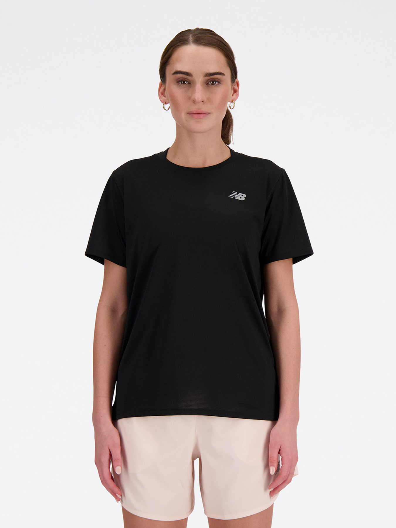 Футболки и поло New Balance SPORT ESSENTIALS модель WT41222BK Футболки и поло New Balance SPORT ESSENTIALS модель WT41222BK Фото