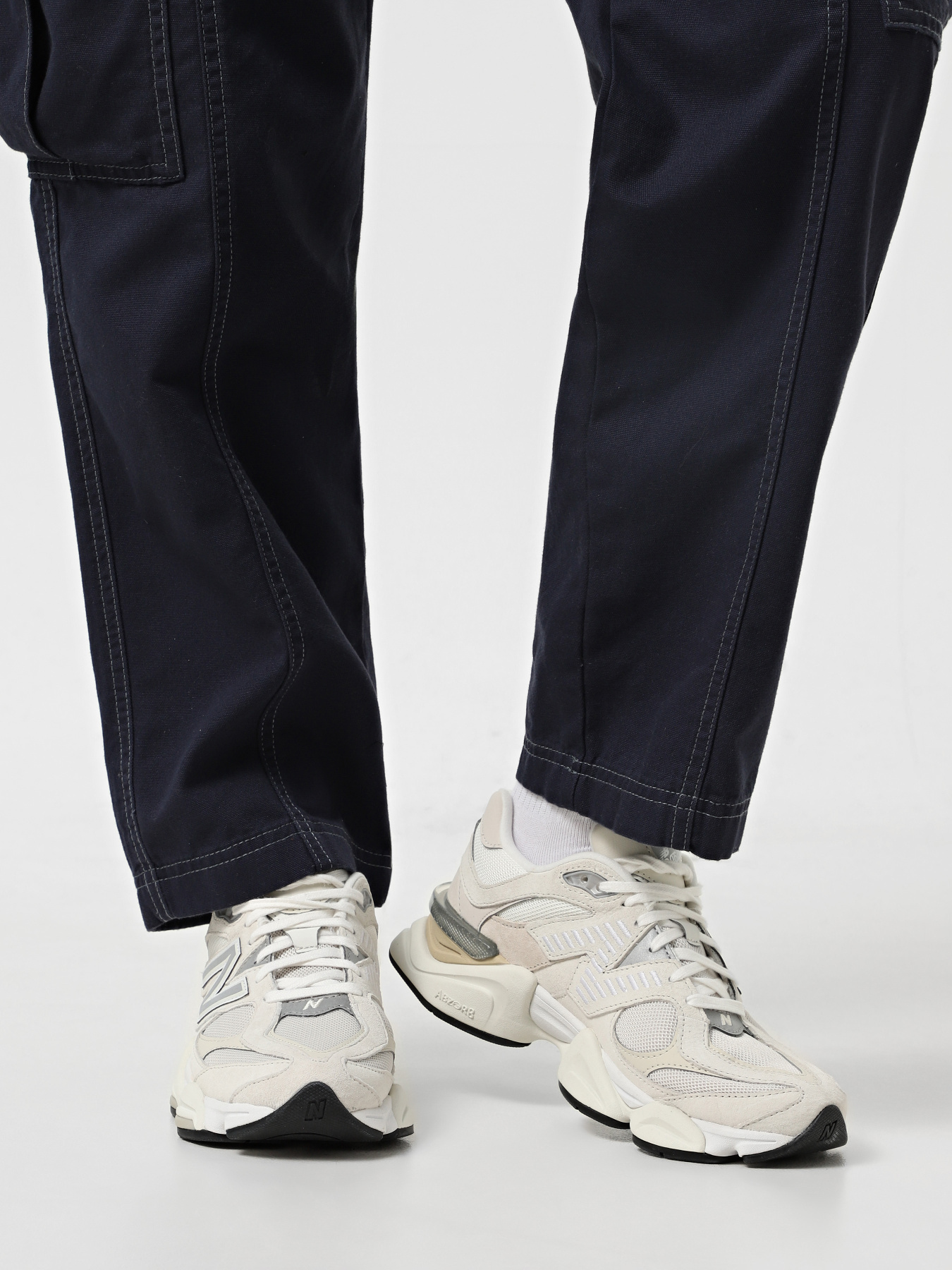 Кросівки New Balance 9060 модель U9060WHT Фото