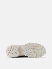 Кросівки New Balance 725 модель ML725AC Фото