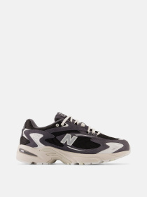 Кросівки New Balance 725 модель ML725AC Фото