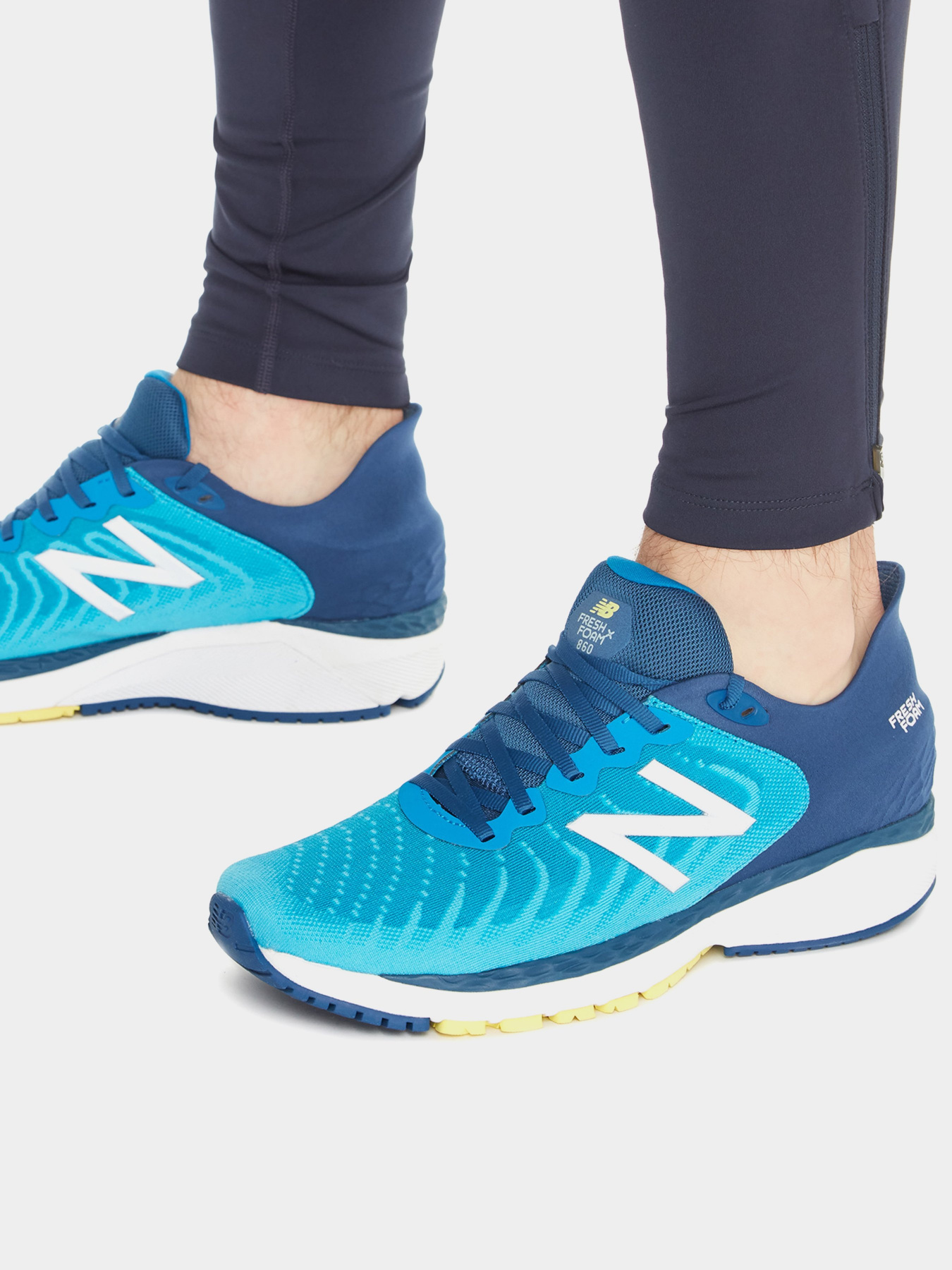 Кросівки New Balance Fresh Foam 860v11 модель M860W11 Фото