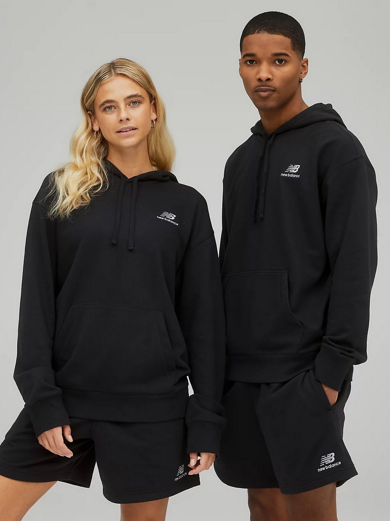 Худі та світшоти New Balance Uni-ssentials French Terry модель UT21500BK Худі та світшоти New Balance Uni-ssentials French Terry модель UT21500BK Фото