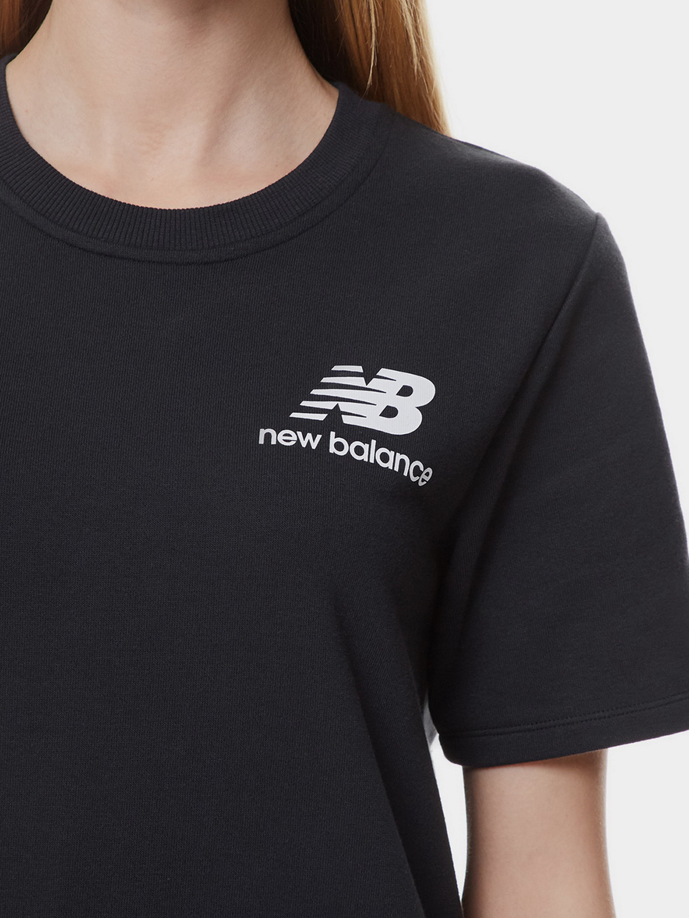Платья New Balance Essentials модель WD21502BK Фото