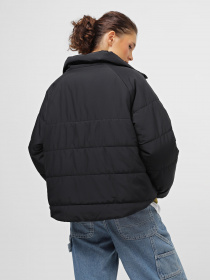 Куртки та дублянки New Balance NB Classic Puffer модель WJ13801BK Фото