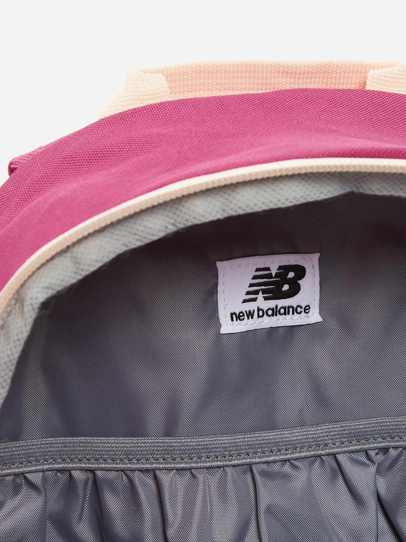 Рюкзаки New Balance  Core Performance модель LAB13401COO Фото