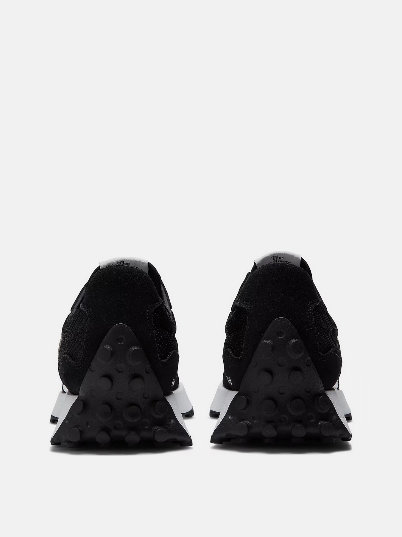 Кросівки New Balance 327 модель MS327CBW Кросівки New Balance 327 модель MS327CBW Фото