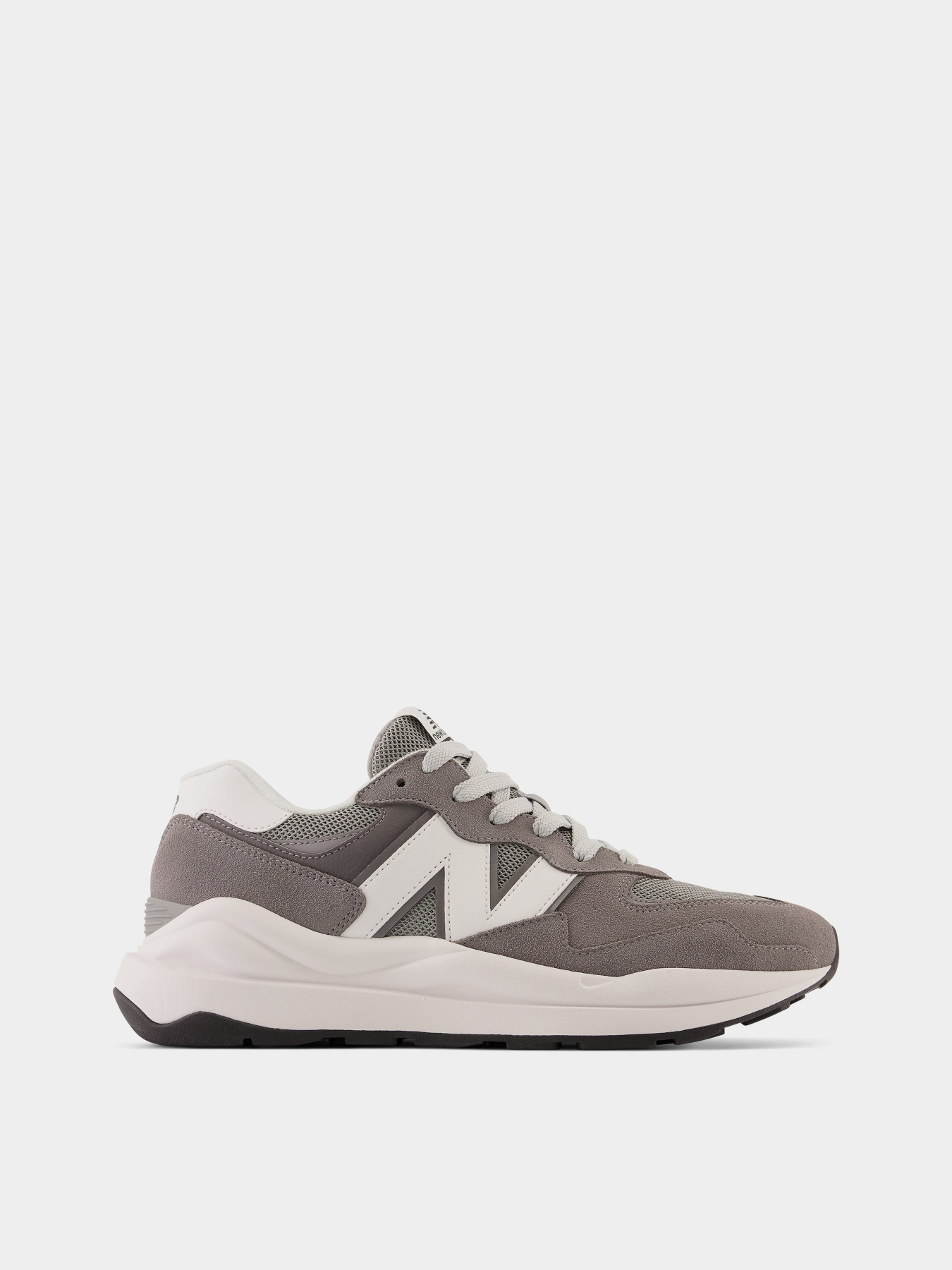 Кроссовки New Balance 574 модель M5740VPB Фото
