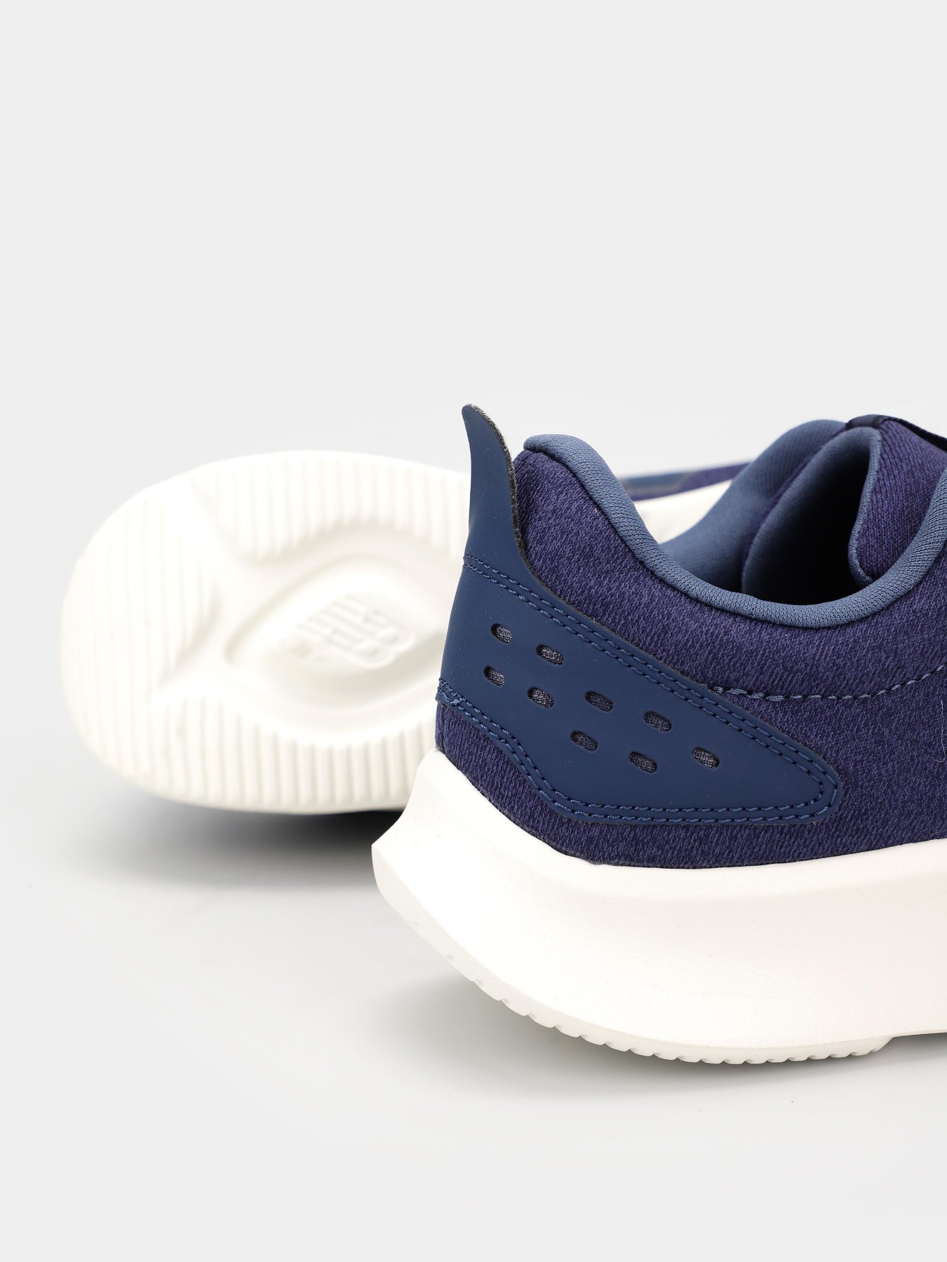 Кроссовки New Balance 430 V2 модель ME430RN2 Кроссовки New Balance 430 V2 модель ME430RN2 Фото
