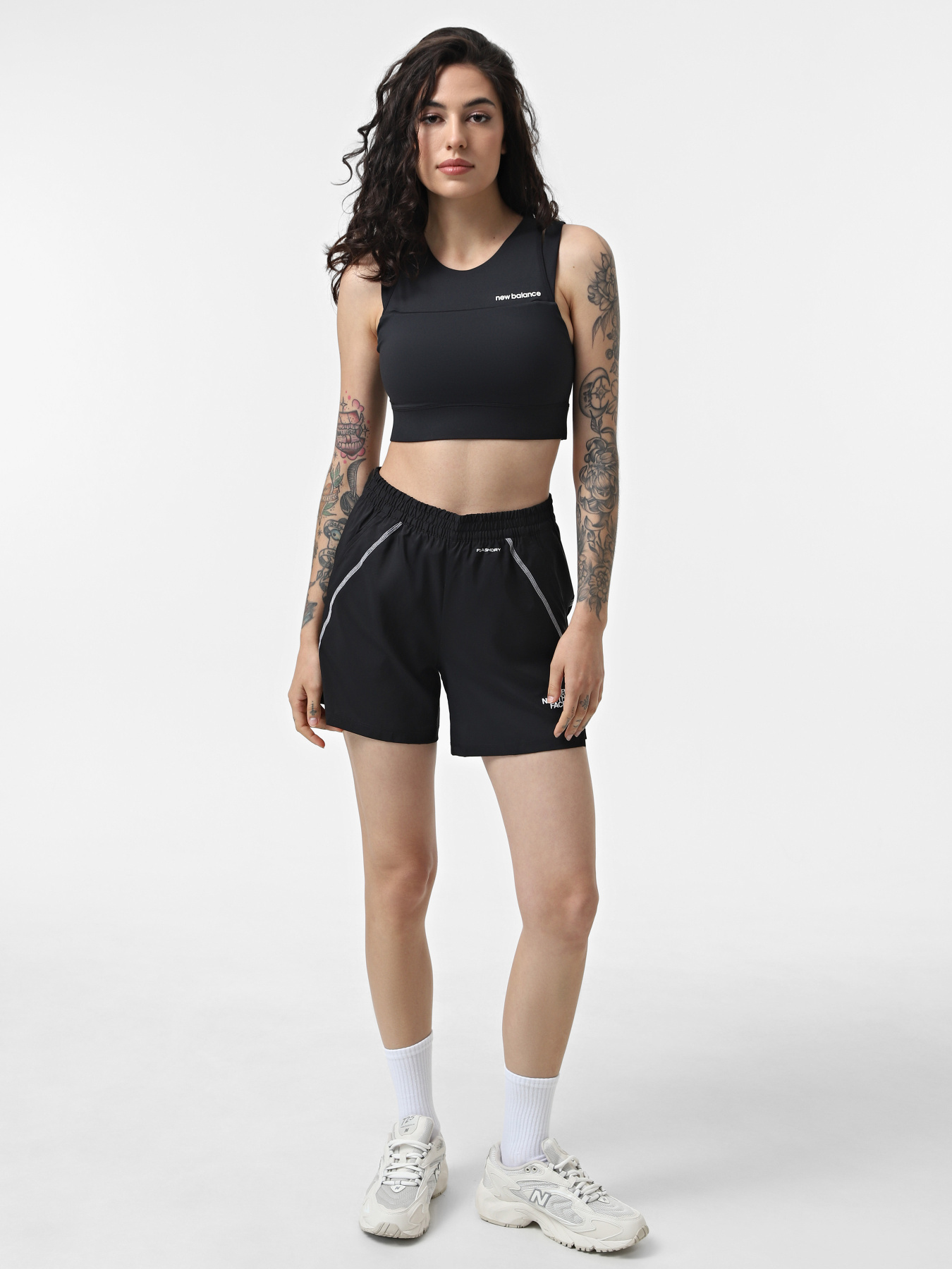 Футболки и поло New Balance Shape Shield модель WB21110BK Футболки и поло New Balance Shape Shield модель WB21110BK Фото