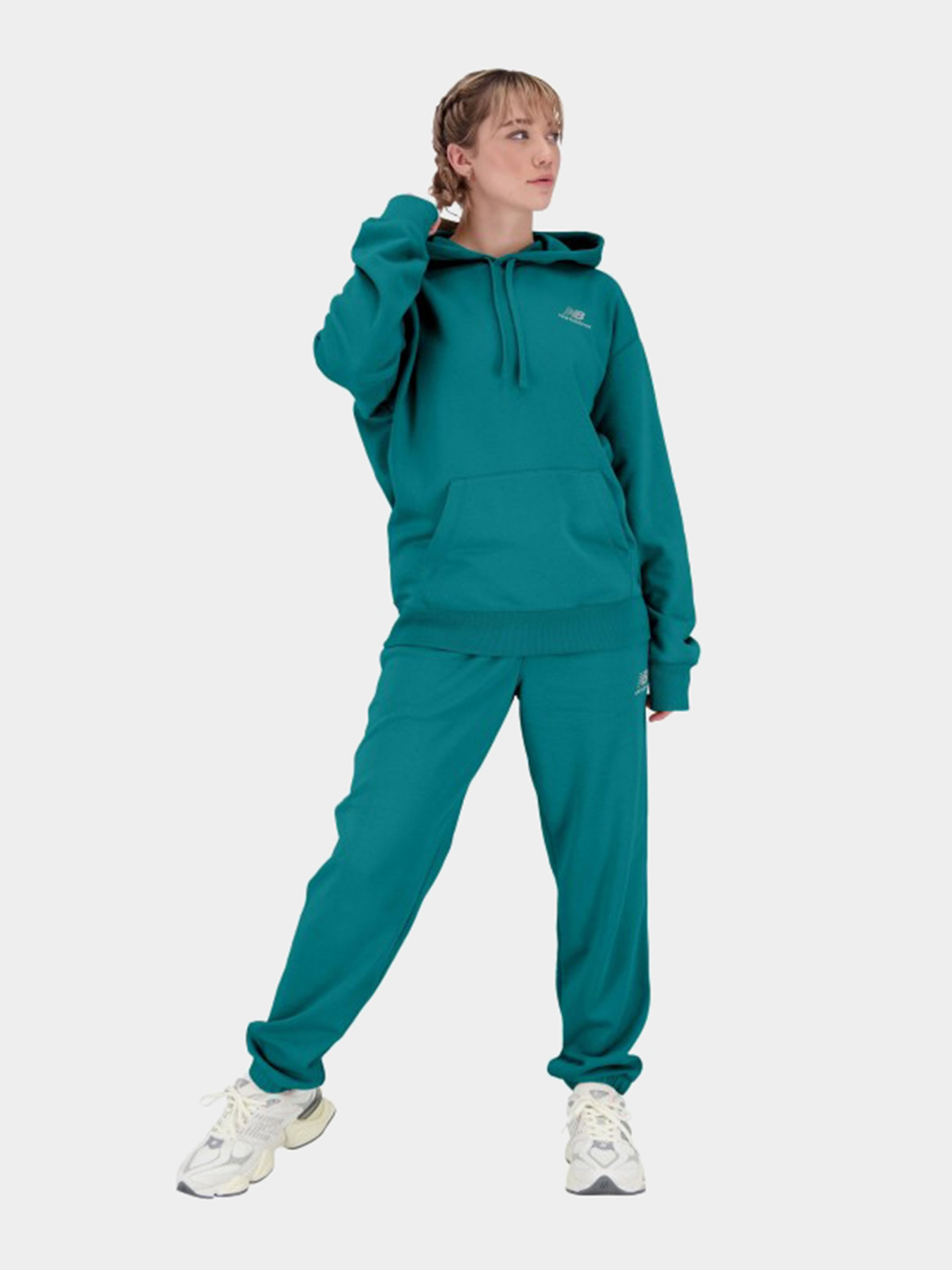 Худи и свитшоты New Balance Uni-ssentials модель UT21500VDA Худи и свитшоты New Balance Uni-ssentials модель UT21500VDA Фото