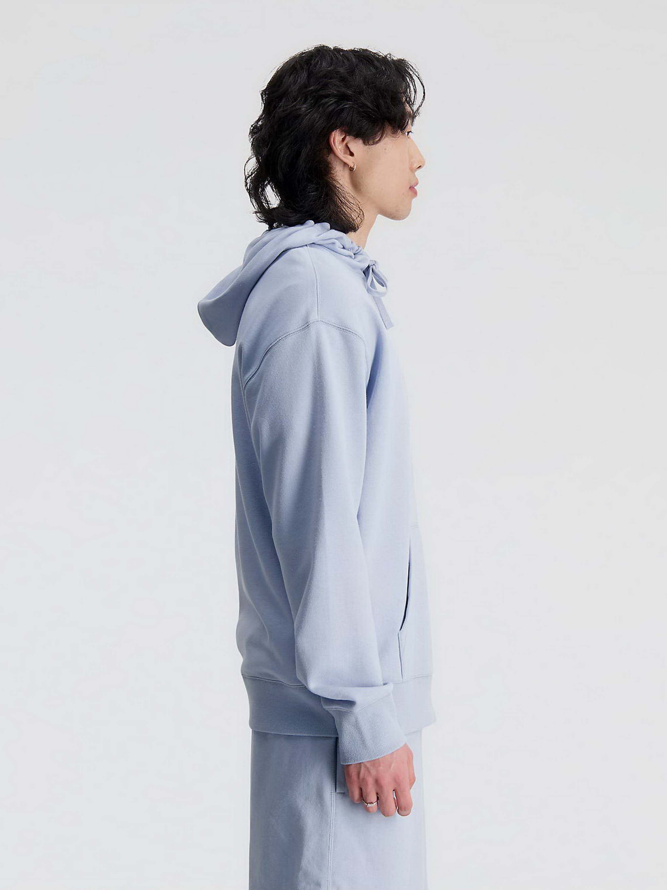 Худі та світшоти New Balance Uni-ssentials модель UT21500LAY Худі та світшоти New Balance Uni-ssentials модель UT21500LAY Фото