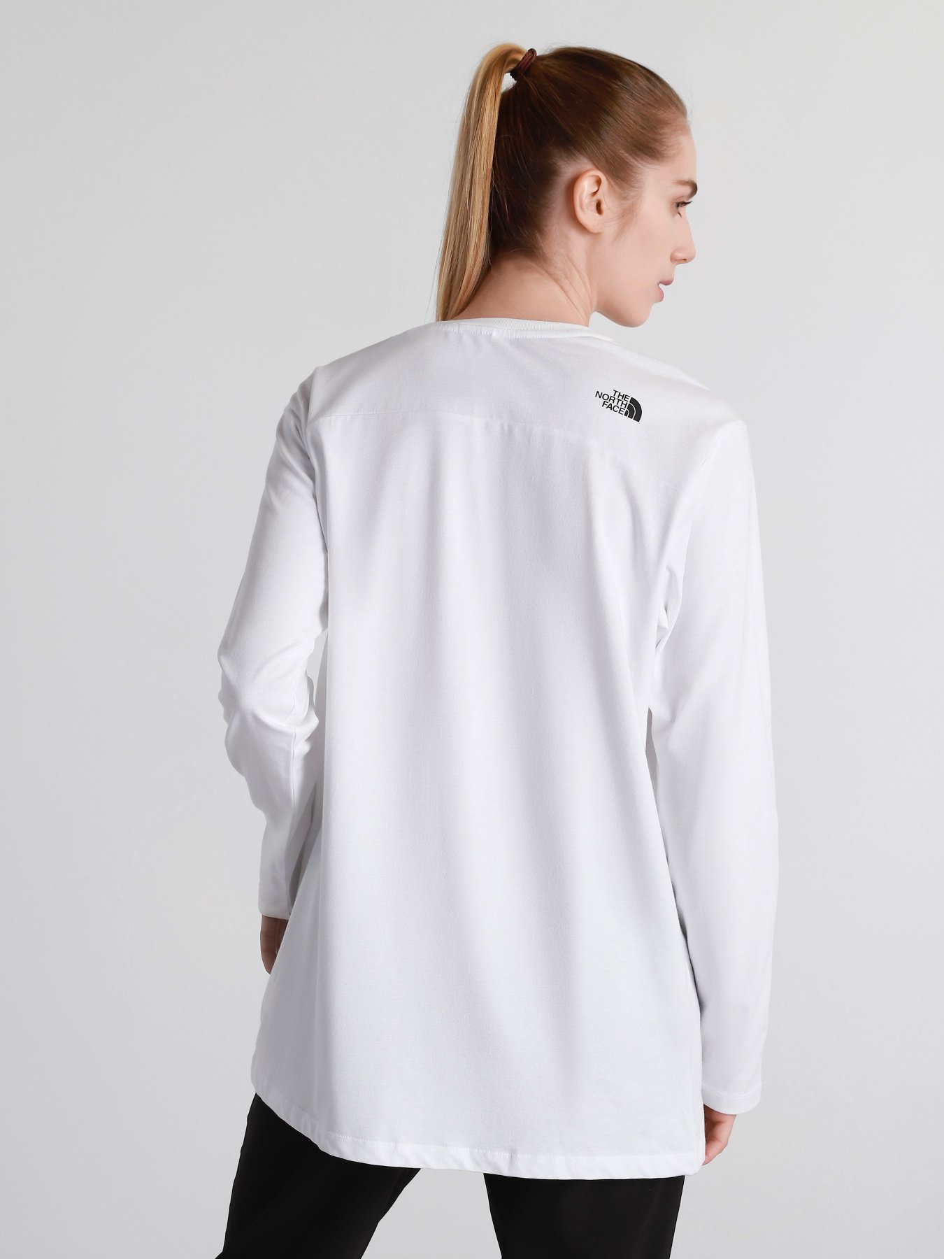 Худі та світшоти The North Face Simple Dome модель NF0A3RZ6FN41 Фото