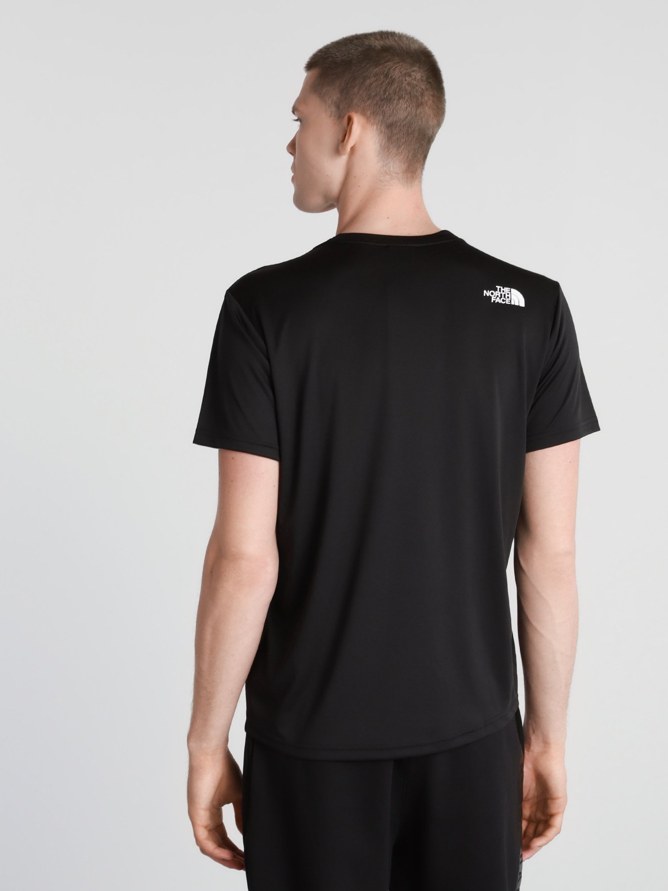 Футболки и поло The North Face Reaxion Easy Tee модель NF0A4CDVJK31 Футболки и поло The North Face Reaxion Easy Tee модель NF0A4CDVJK31 Фото
