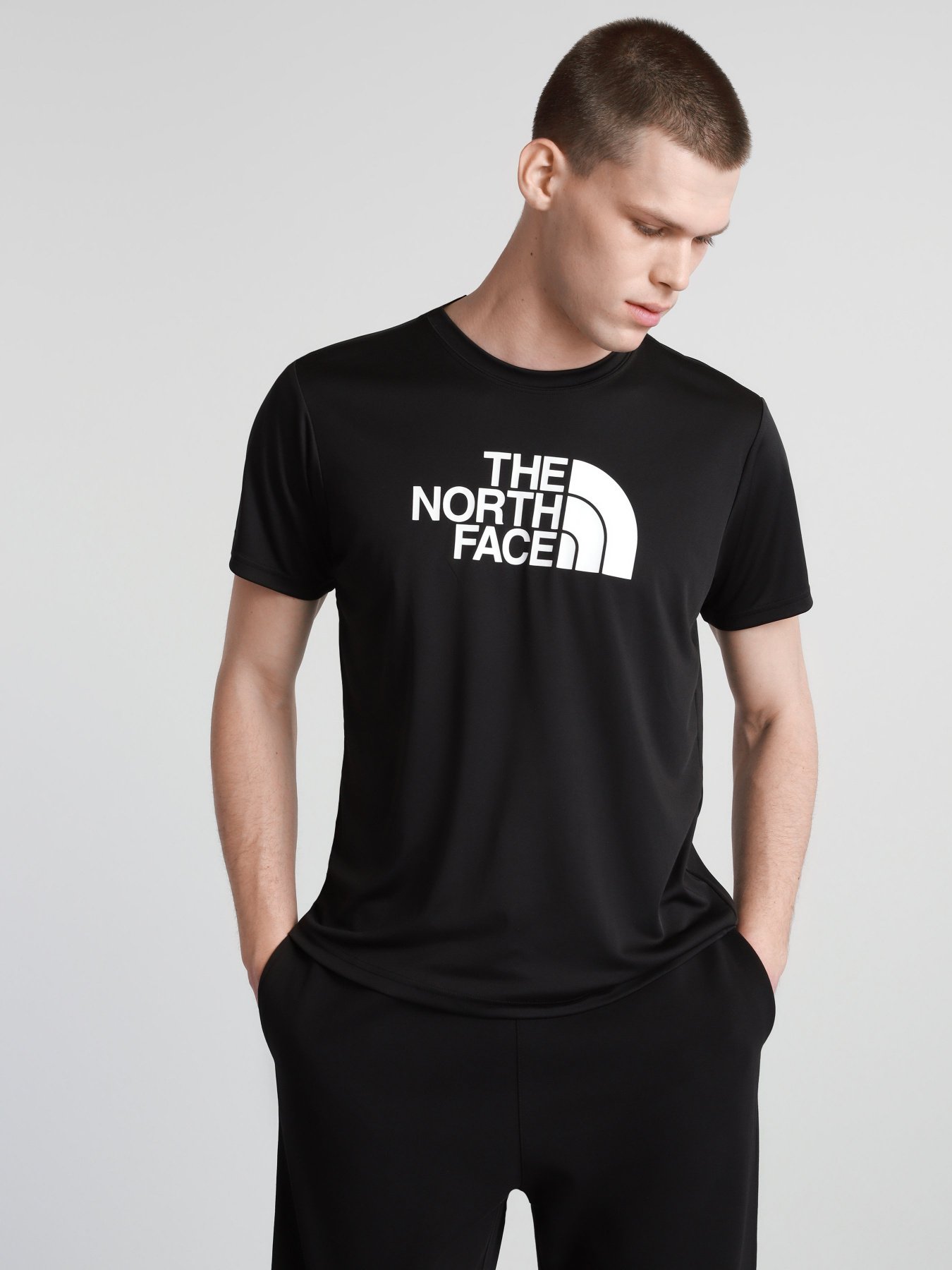 Футболки и поло The North Face Reaxion Easy Tee модель NF0A4CDVJK31 Футболки и поло The North Face Reaxion Easy Tee модель NF0A4CDVJK31 Фото