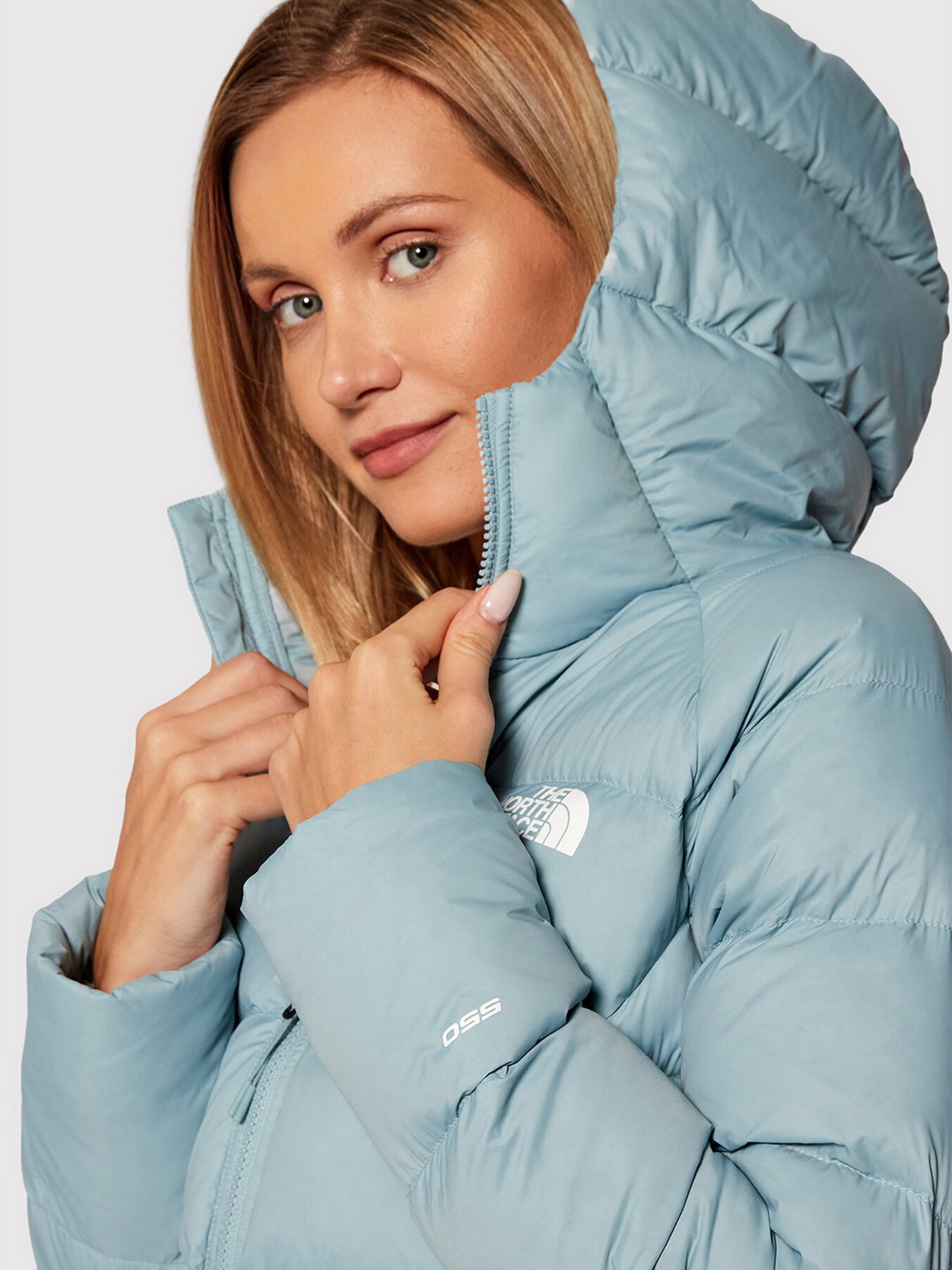 Куртки и дубленки The North Face Hyalite Down модель NF0A3Y4RBDT1 Фото