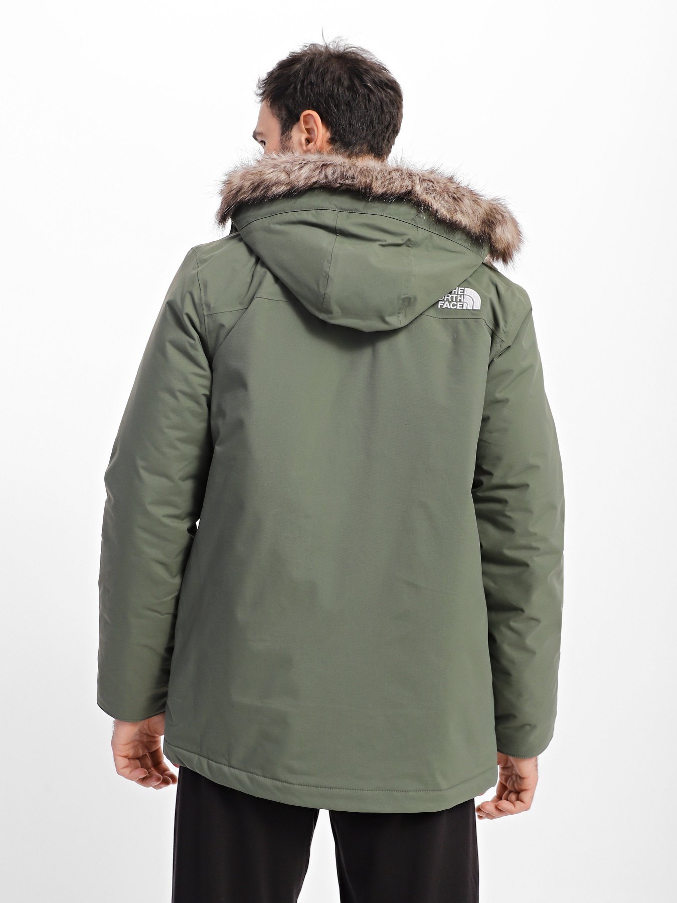 Куртки та дублянки The North Face Recycled Zaneck модель NF0A4M8HNYC1 Фото