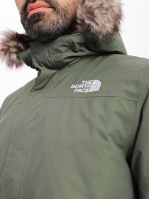 Куртки та дублянки The North Face Recycled Zaneck модель NF0A4M8HNYC1 Фото
