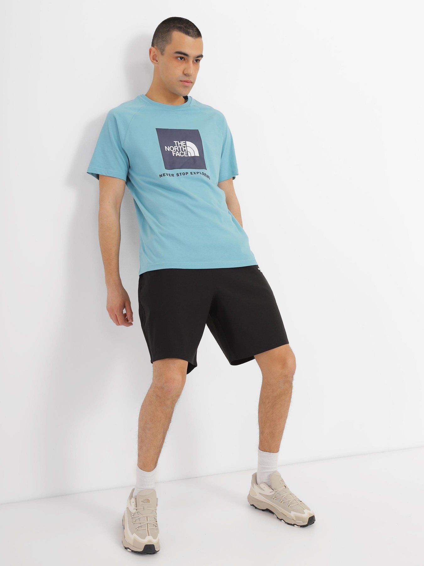 Футболки и поло The North Face Raglan Red Вox модель NF0A3BQOIWO1 Футболки и поло The North Face Raglan Red Вox модель NF0A3BQOIWO1 Фото