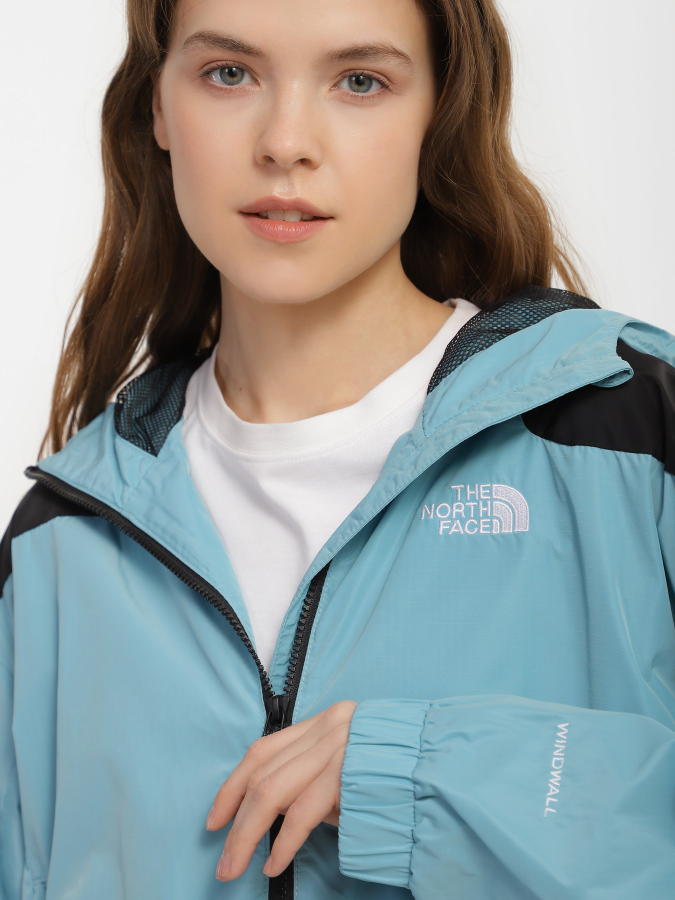 Куртки и дубленки The North Face Dynaka модель NF0A8235LV21 Куртки и дубленки The North Face Dynaka модель NF0A8235LV21 Фото