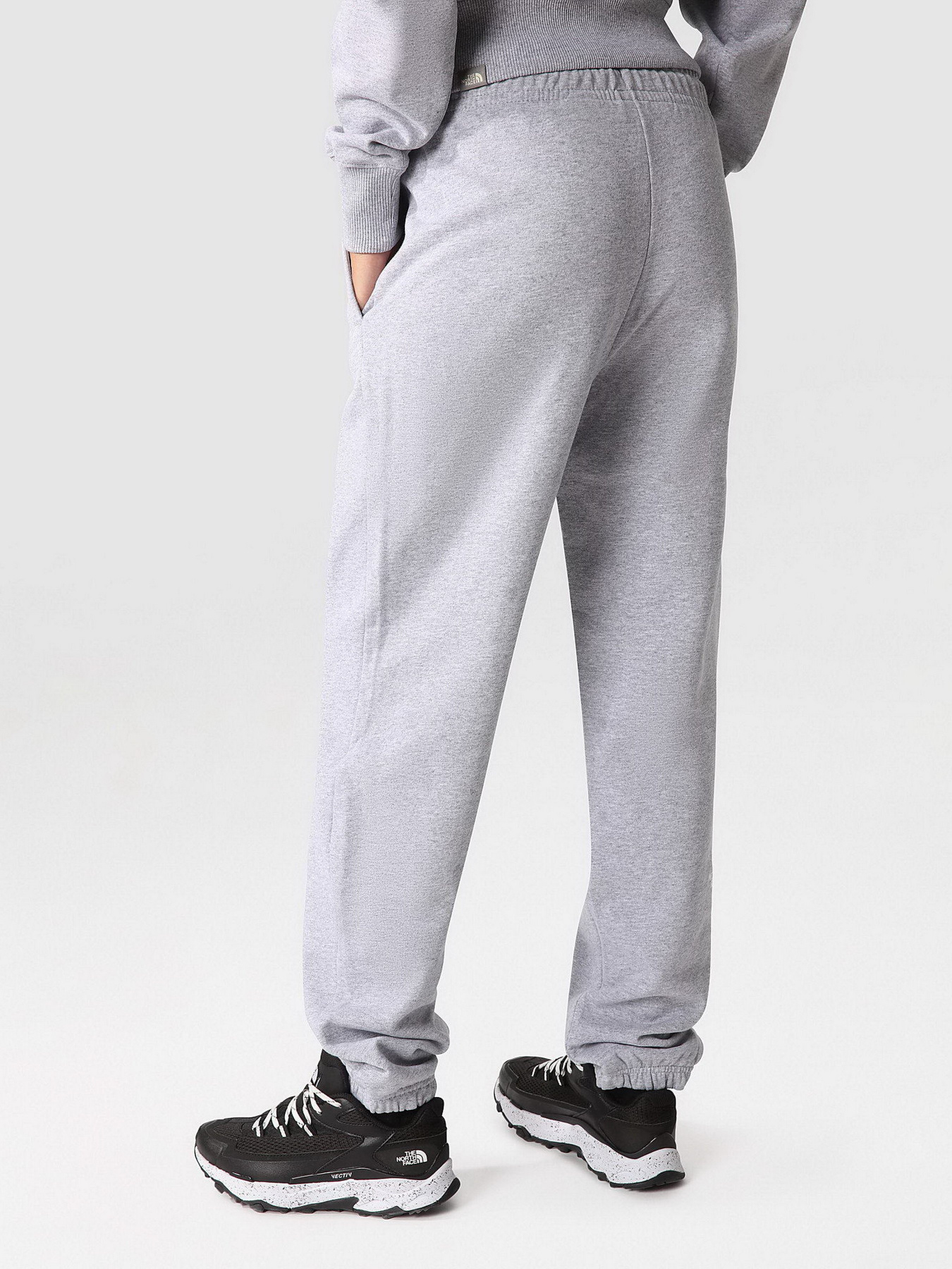Штани The North Face Essential Sweat модель NF0A7ZJFDYX1 Штани The North Face Essential Sweat модель NF0A7ZJFDYX1 Фото