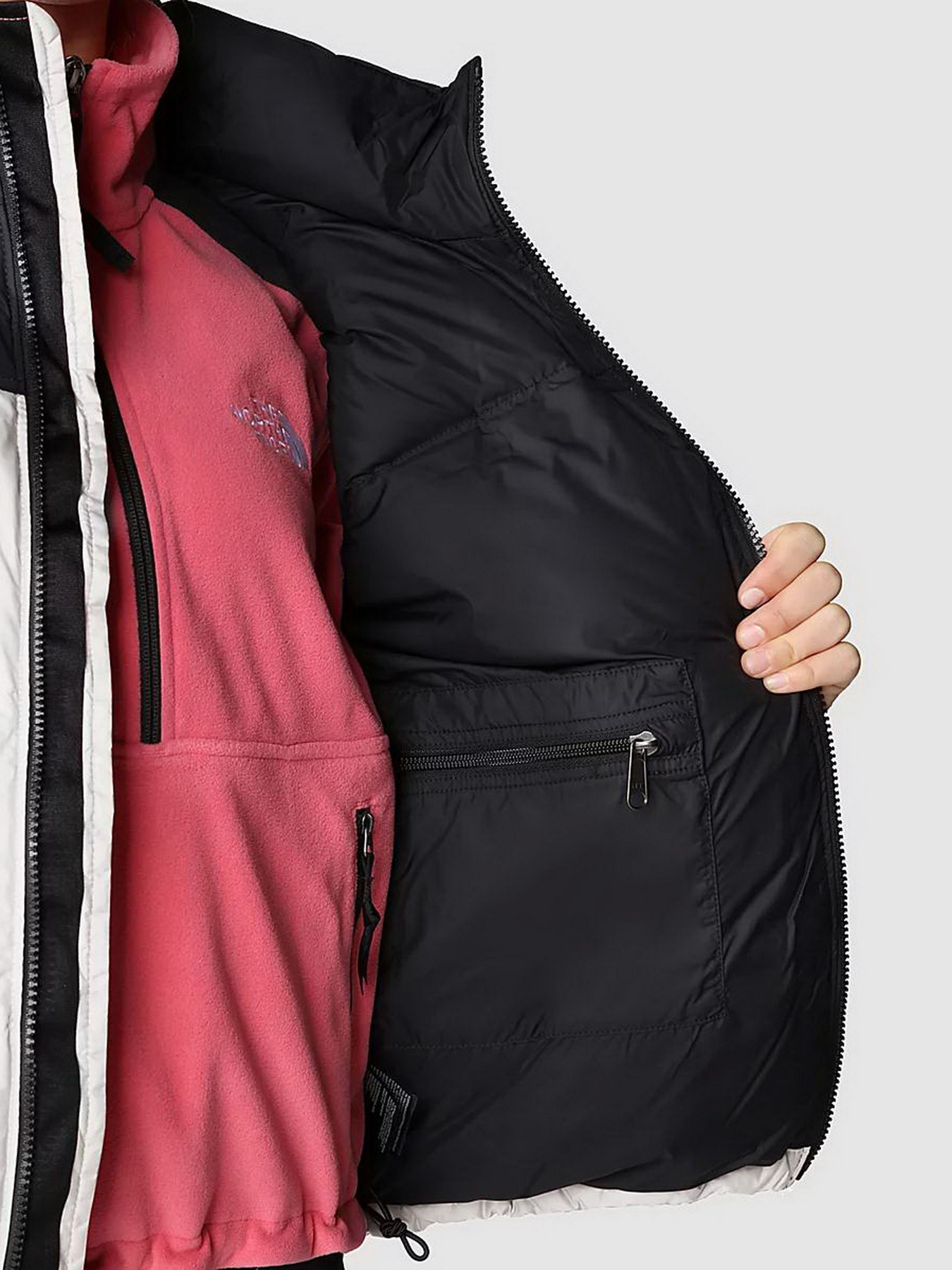 Куртки и дубленки The North Face Nuptse 1998 модель NF0A3XEPQ4C1 Фото