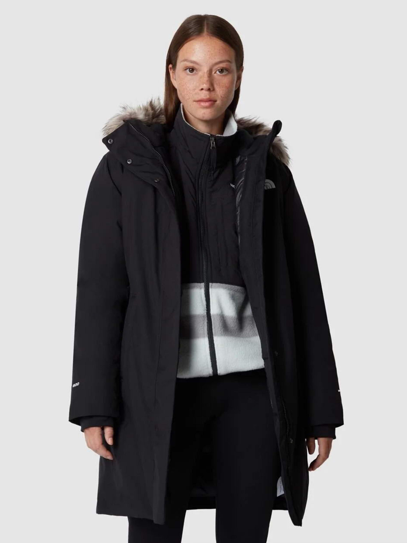 Куртки та дублянки The North Face Artic модель NF0A84J2JK31 Фото