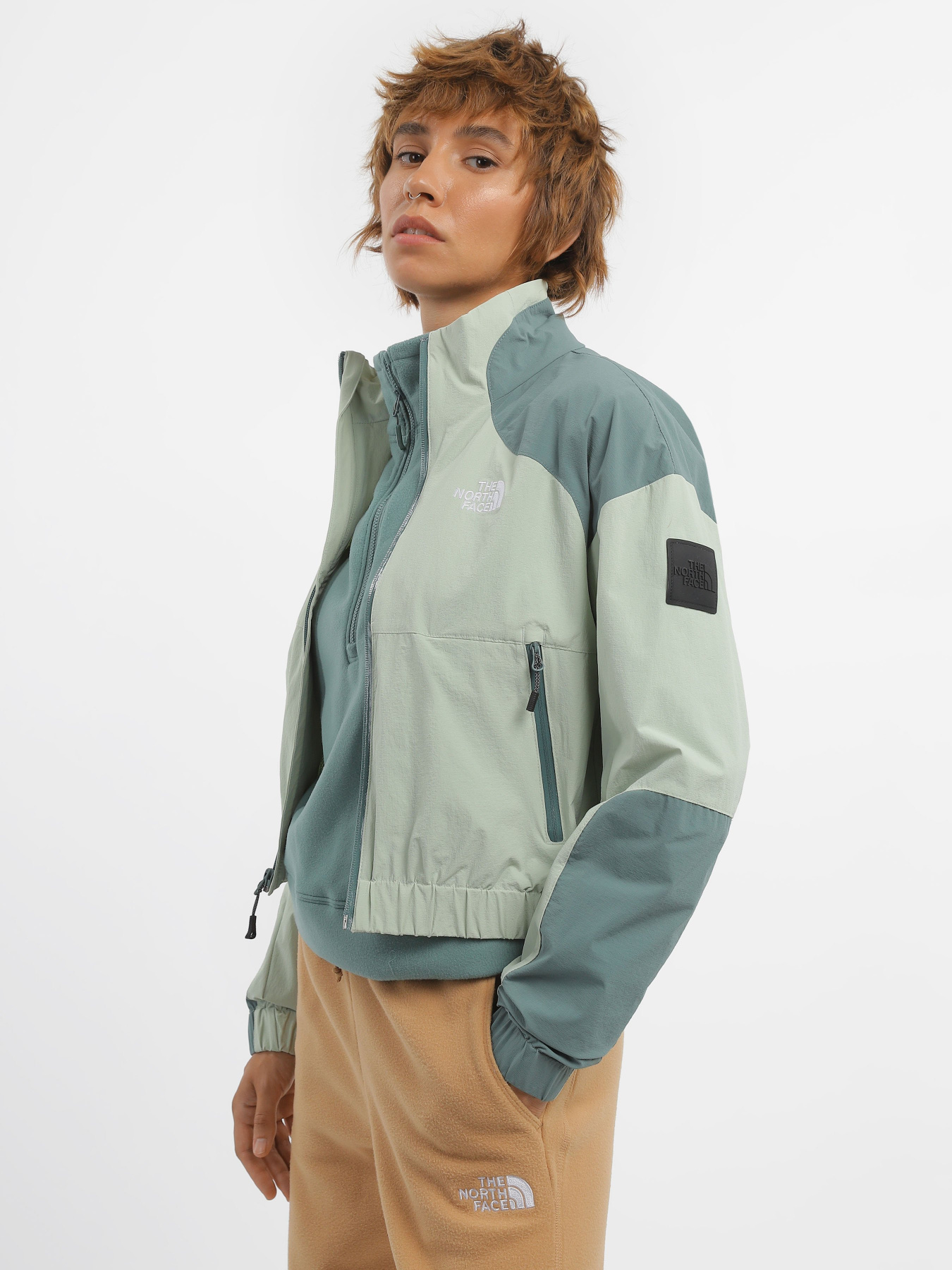 Куртки та дублянки The North Face NSE Shell модель NF0A852XKIH1 Фото